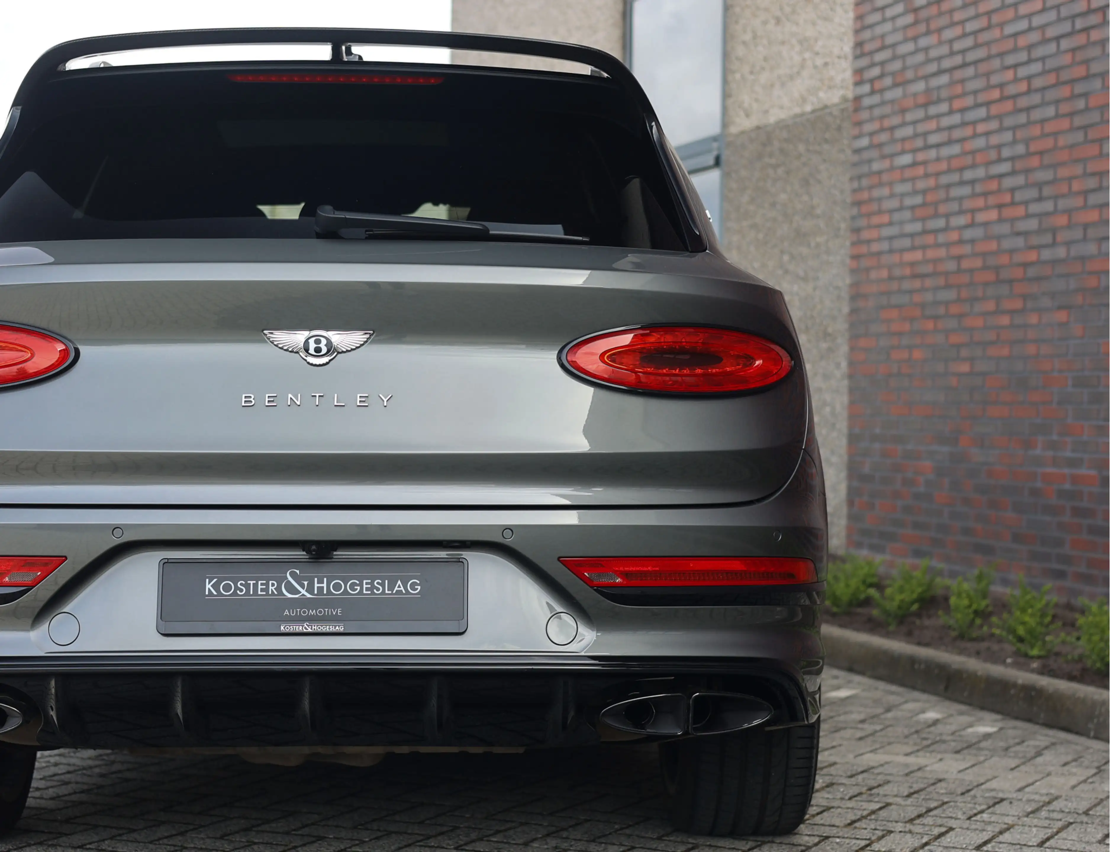 Bentley Bentayga V6 Hybrid | Mulliner - Naim - Night Vision — photo 13
