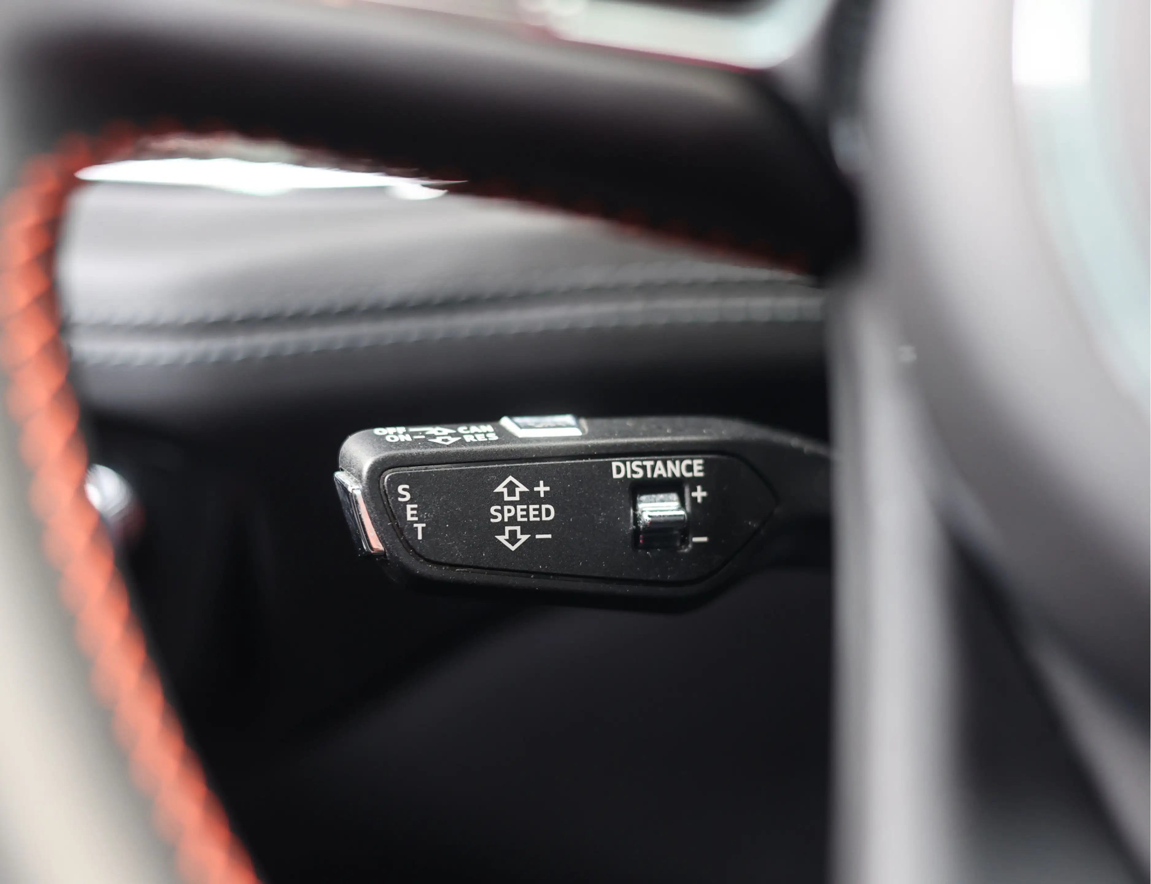 Bentley Bentayga V6 Hybrid | Mulliner - Naim - Night Vision — photo 36