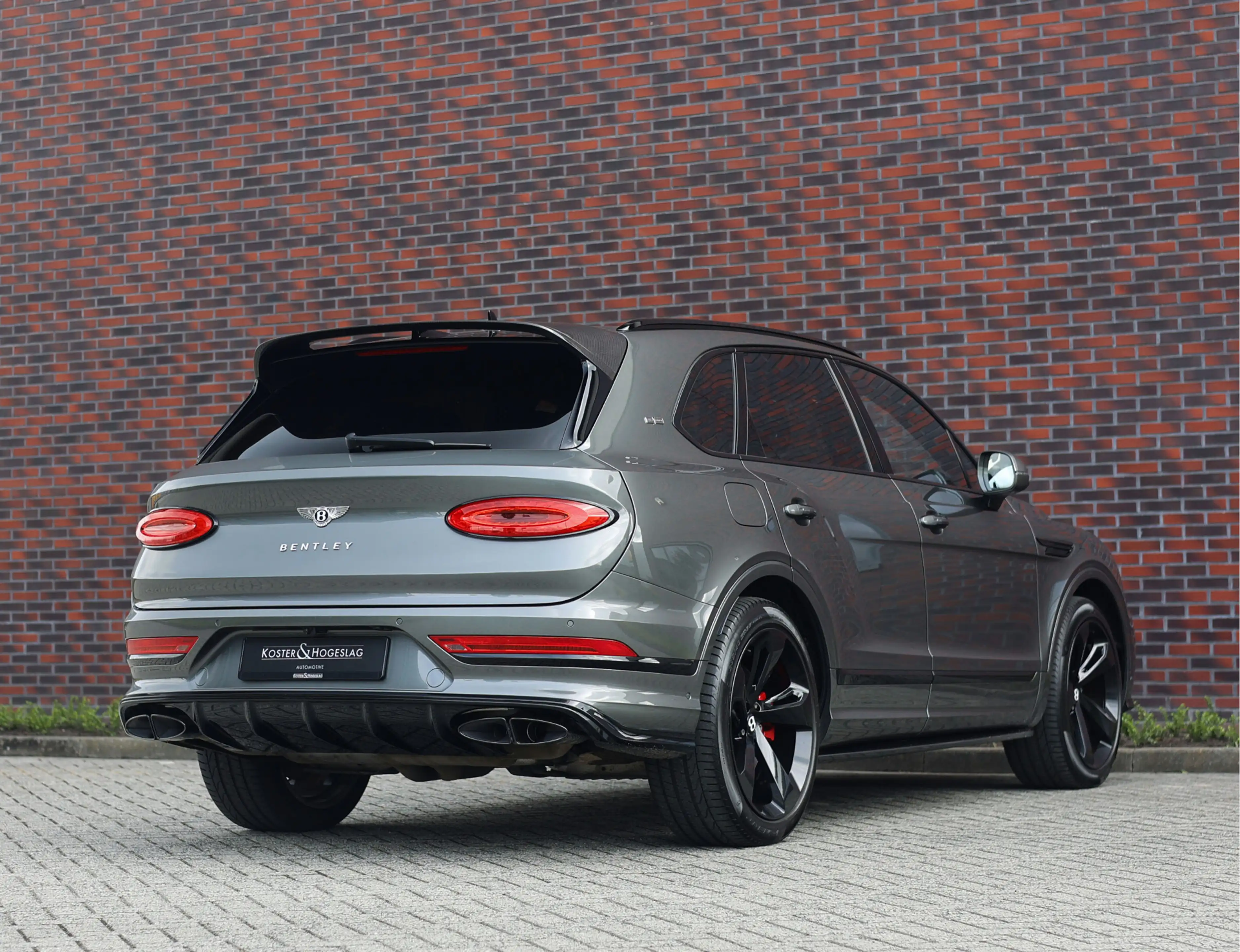 Bentley Bentayga V6 Hybrid | Mulliner - Naim - Night Vision — photo 17