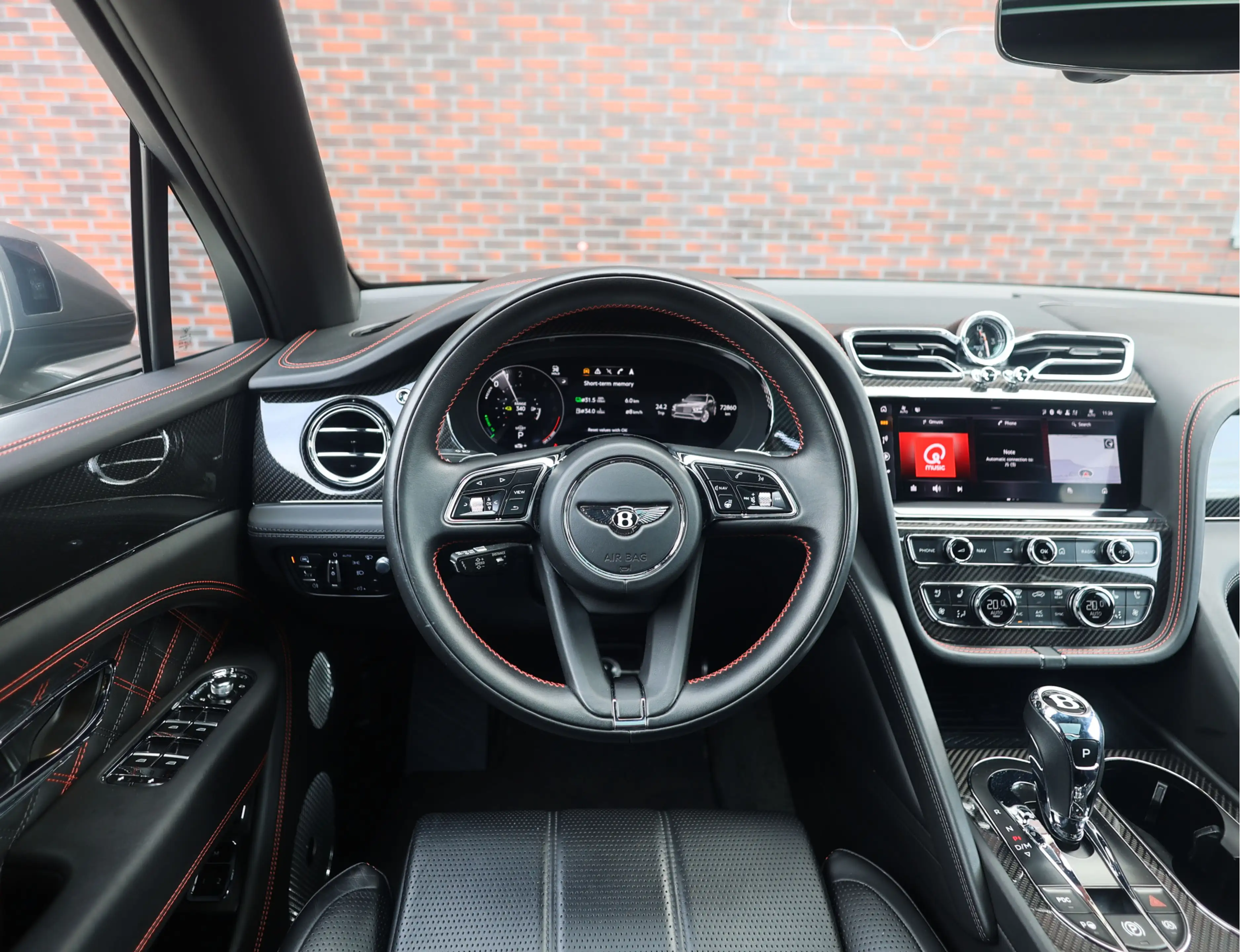 Bentley Bentayga V6 Hybrid | Mulliner - Naim - Night Vision — photo 33