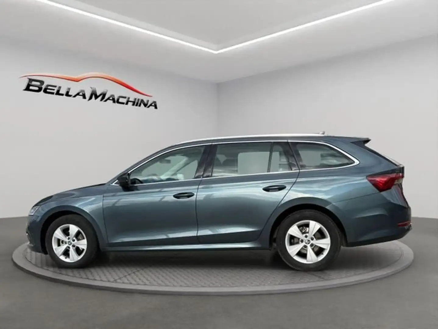 Skoda Octavia Combi 2.0TDI Ambition DSG 110kW Gris - 2