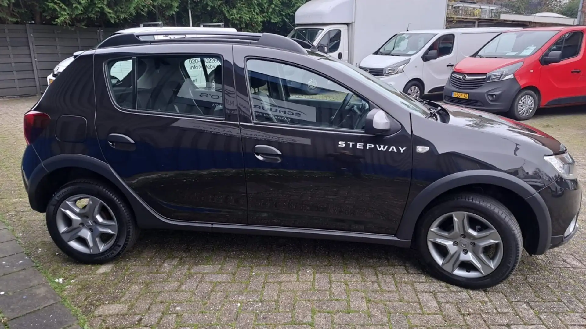 Dacia Sandero 0.9 TCe SL Stepway Schwarz - 2