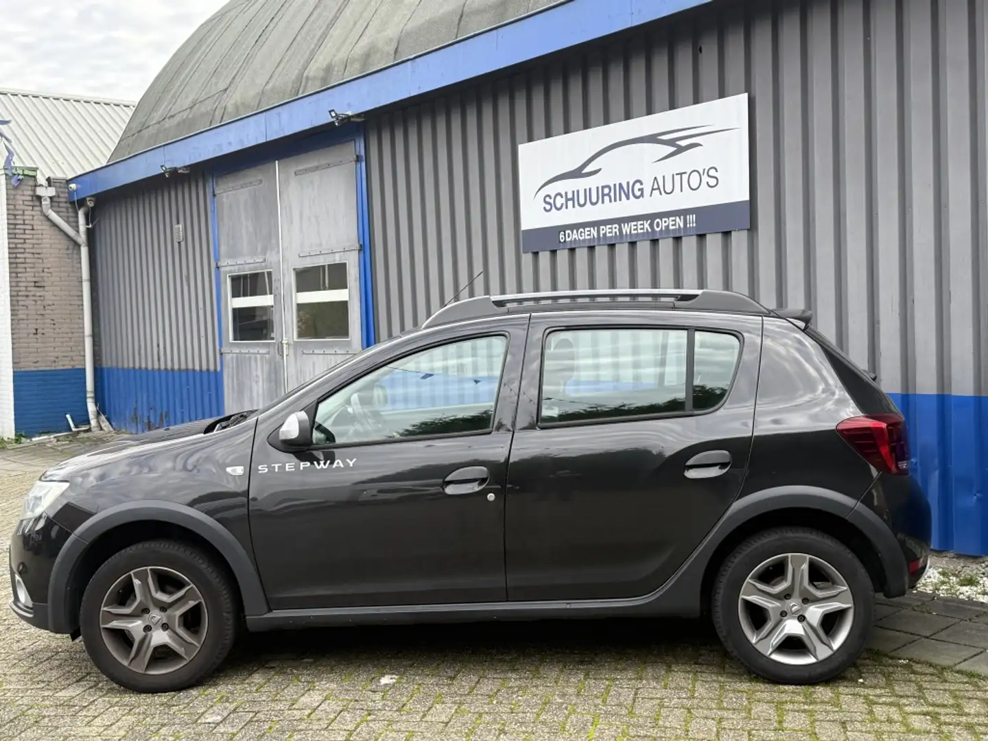 Dacia Sandero 0.9 TCe SL Stepway Zwart - 2