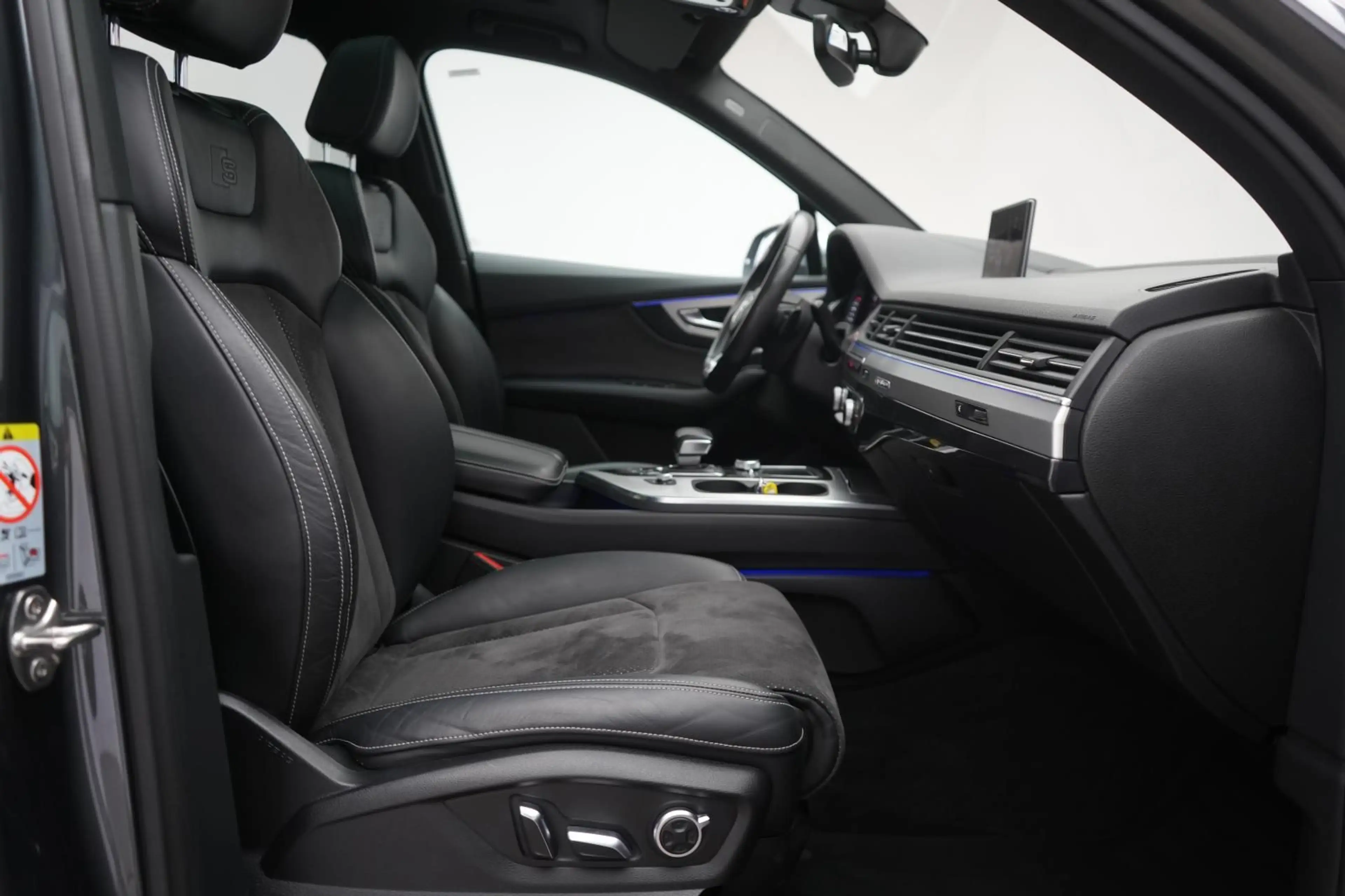 Audi SQ7 4.0 TDI quattro tiptronic ACC/Kamera/HUD/Pan — photo 10