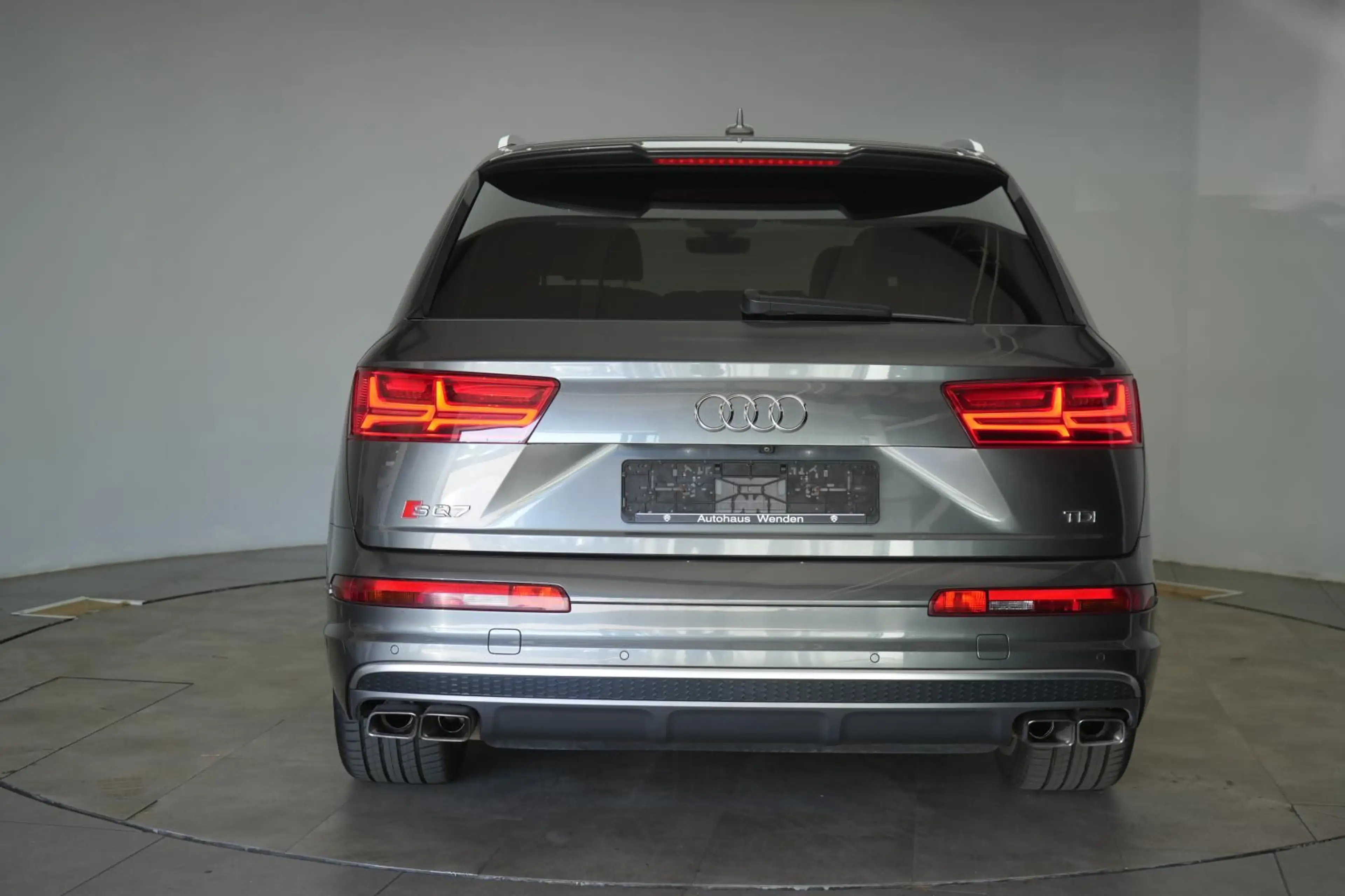 Audi SQ7 4.0 TDI quattro tiptronic ACC/Kamera/HUD/Pan — photo 6