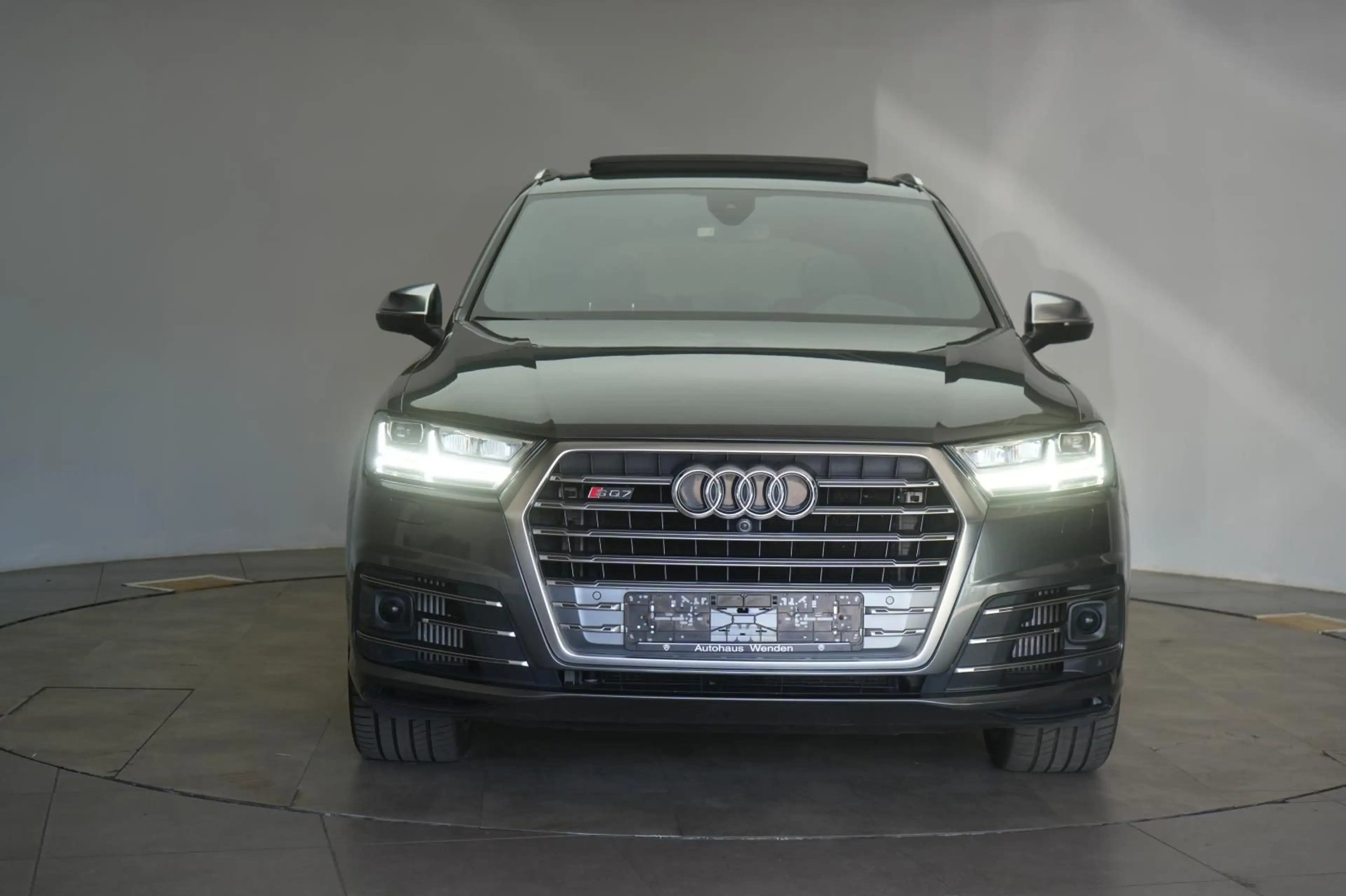 Audi SQ7 4.0 TDI quattro tiptronic ACC/Kamera/HUD/Pan — photo 3