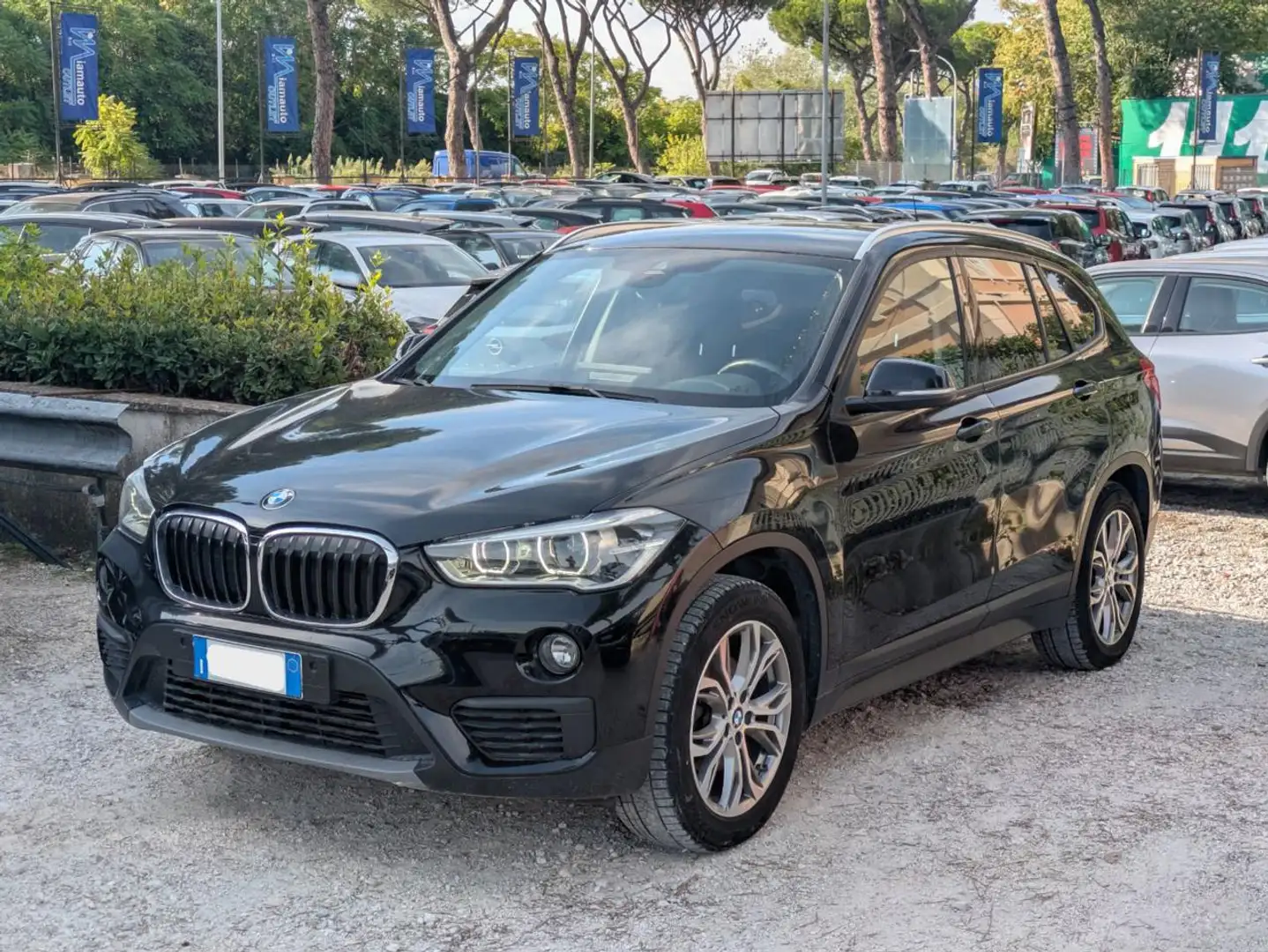 BMW X1 2.0d 150cv NAVI SENS PARK CERCHI IN LEGA Nero - 2