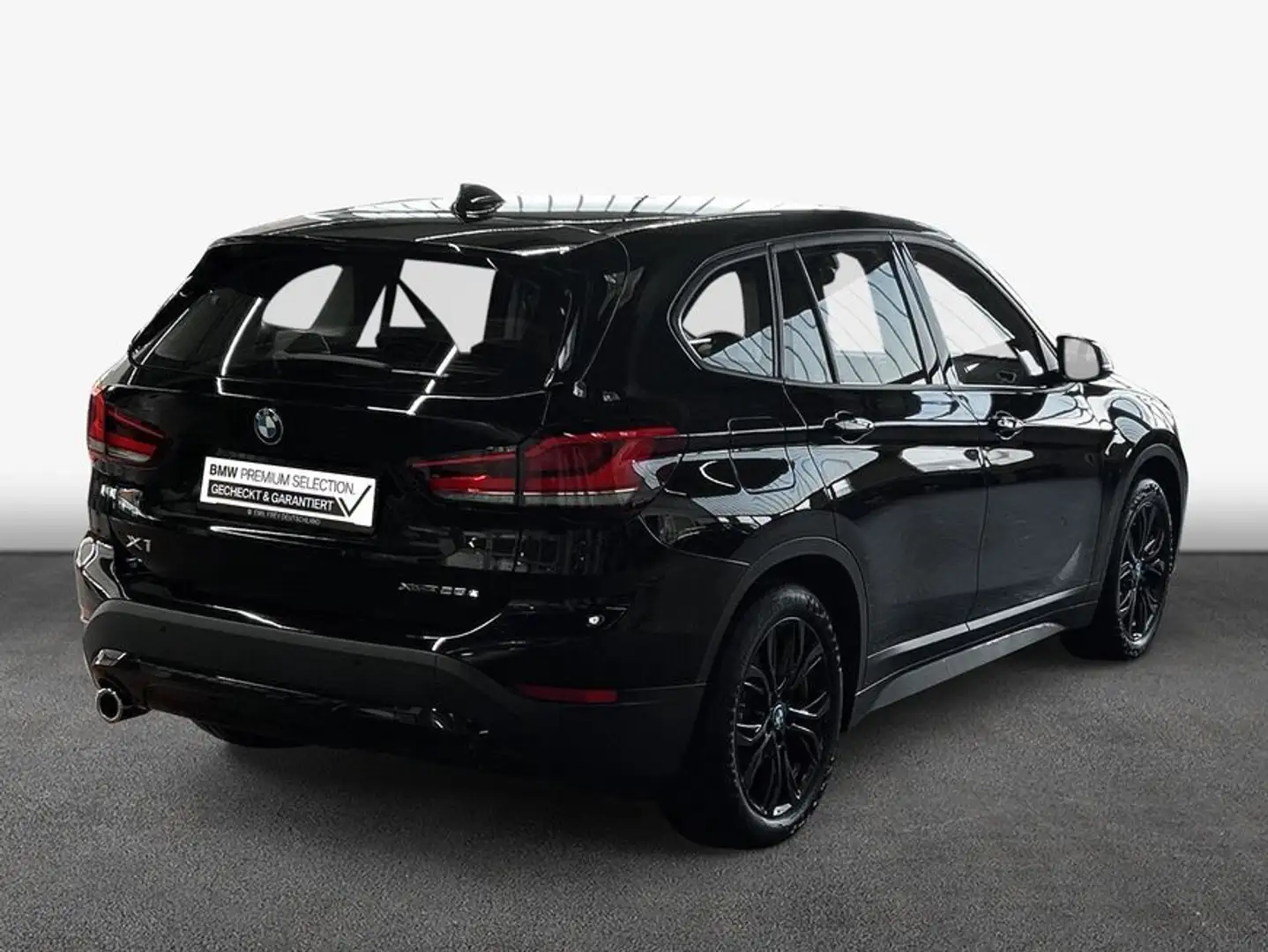 BMW X1 xDrive25e Advantage Schwarz - 2