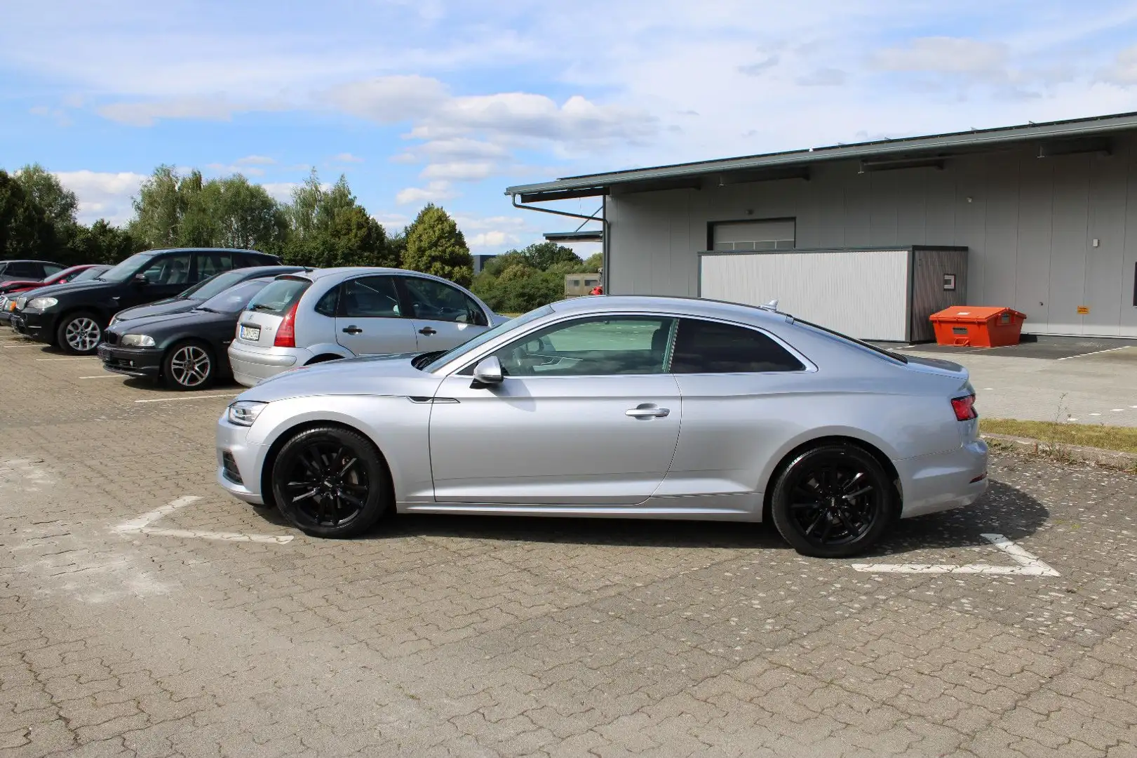 Audi A5 Coupe 2.0 TDI Basis *XENON*AHK*HEAD UP* Argintiu - 2