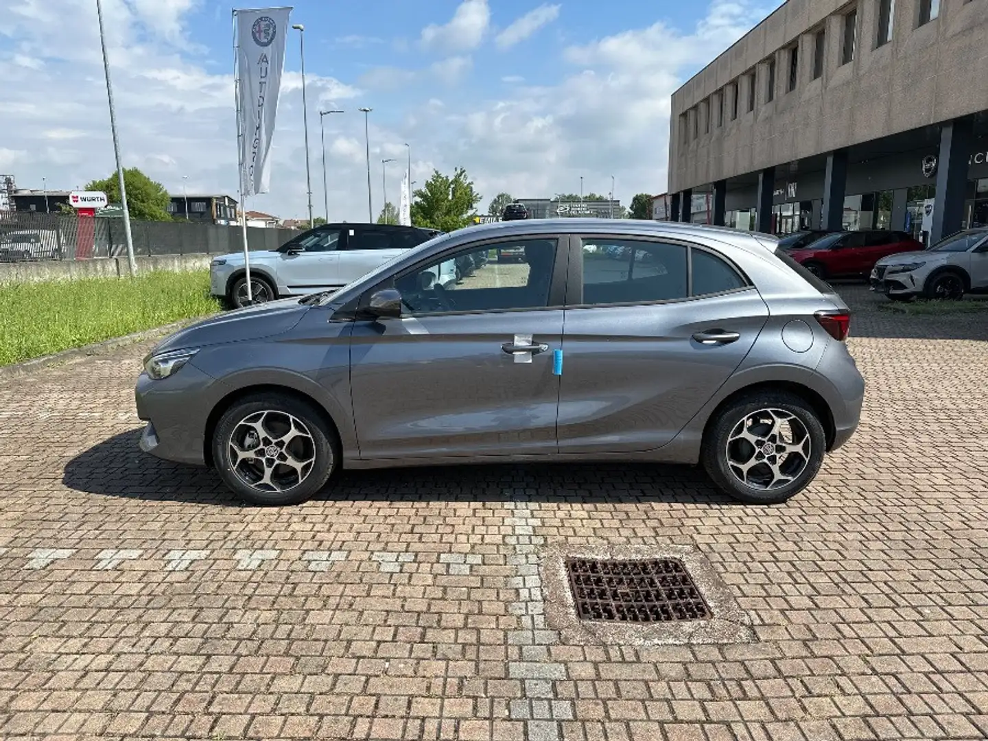 MG MG3 1.5  Comfort Grau - 2