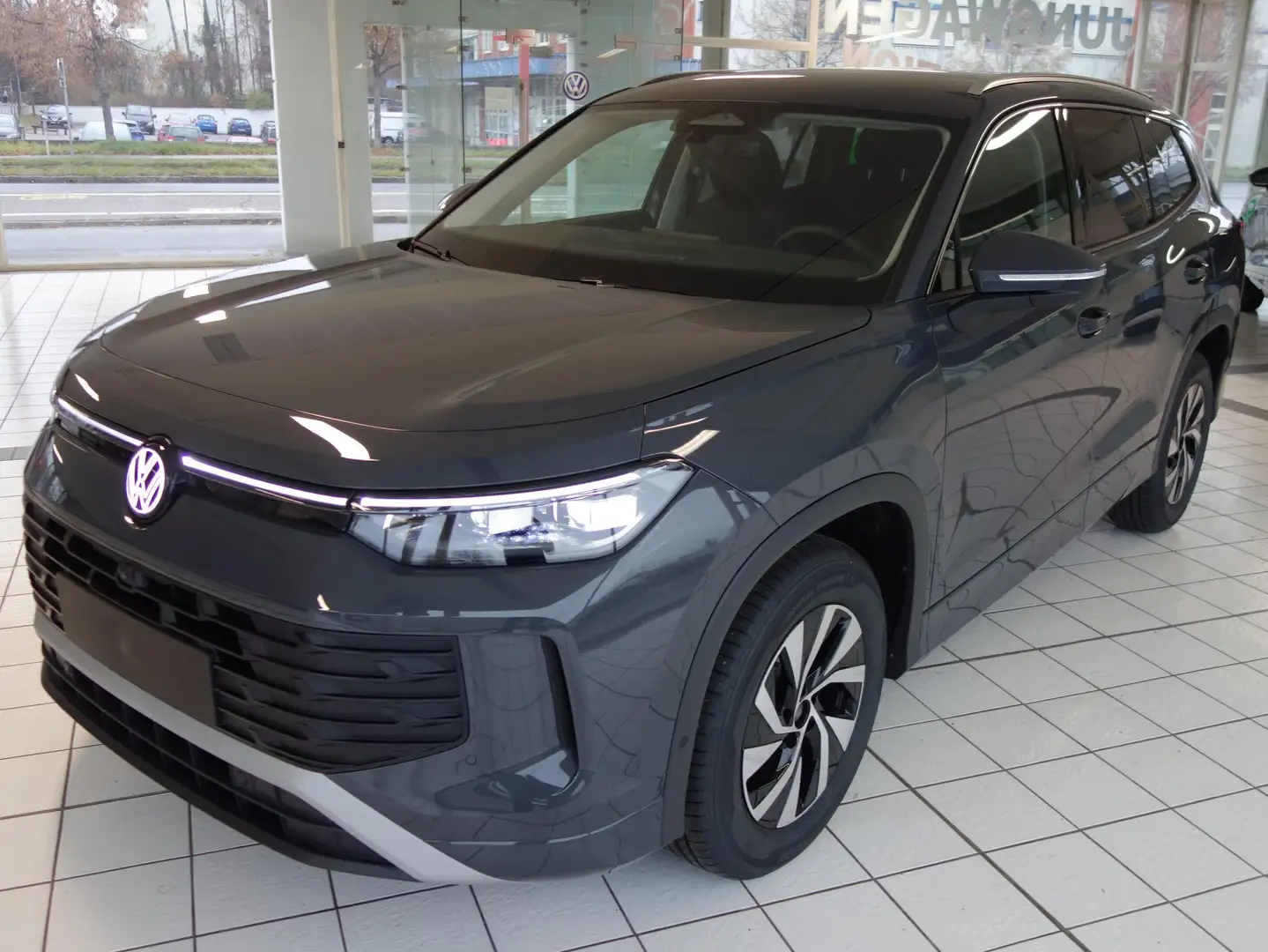 Volkswagen Tayron Friends eTSI DSG 7sitzer/Matrix Schwarz - 1