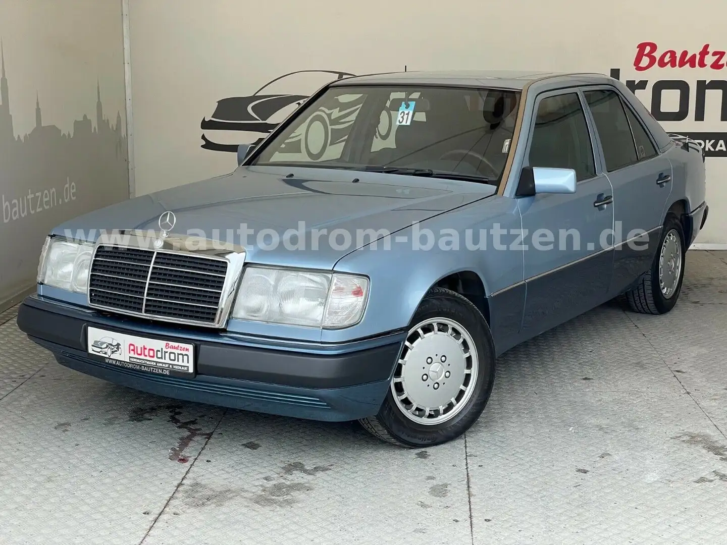 Mercedes-Benz E 300 W124 4-Matic   Oldtimer H-Kennzeichen Blue - 1