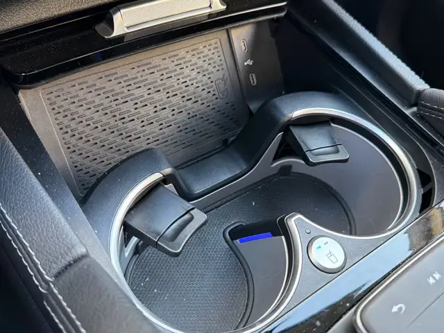 Mercedes-Benz Gle view 29