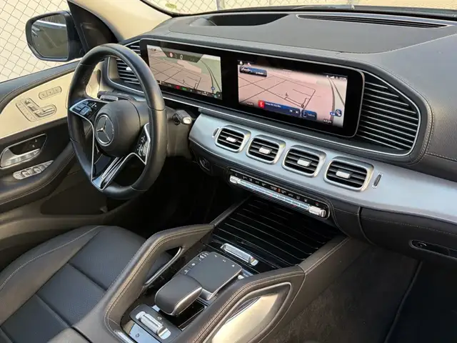 Mercedes-Benz Gle view 12