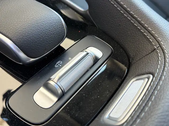 Mercedes-Benz Gle view 30