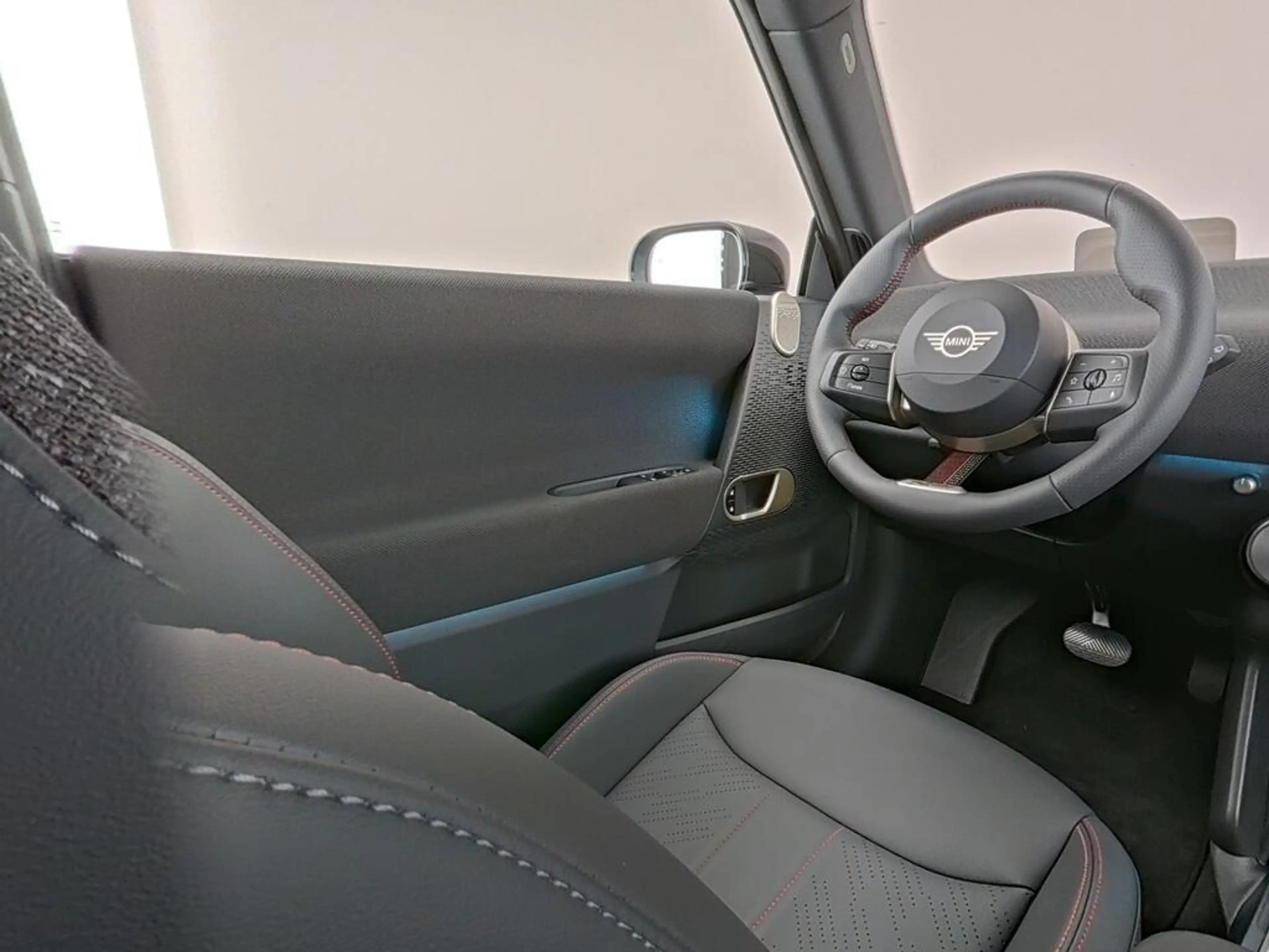 MINI John Cooper Works 3-Deurs SE Cooper L 54.2 kWh — photo 4