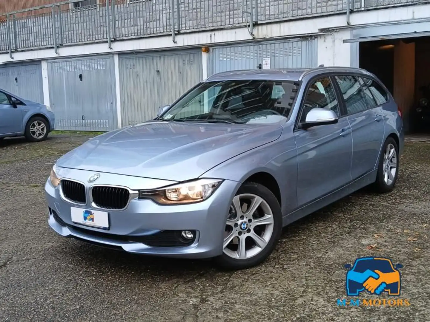 BMW 320 320d Touring Business auto - 1