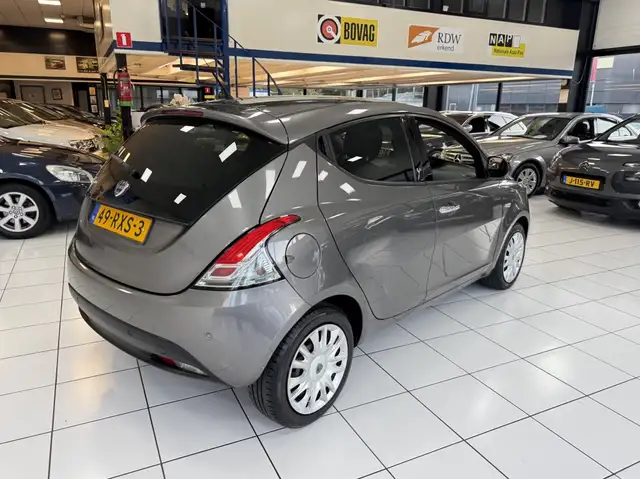 Lancia Ypsilon view 14
