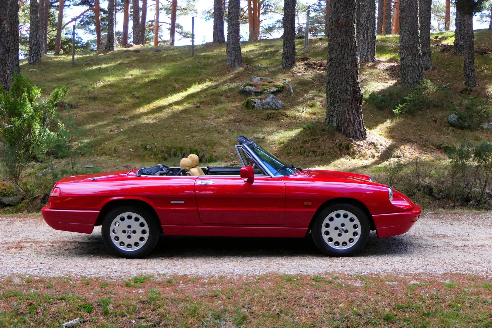 Alfa Romeo Spider 2.0 i.e, Hard top, Unico propietario. Rojo - 2