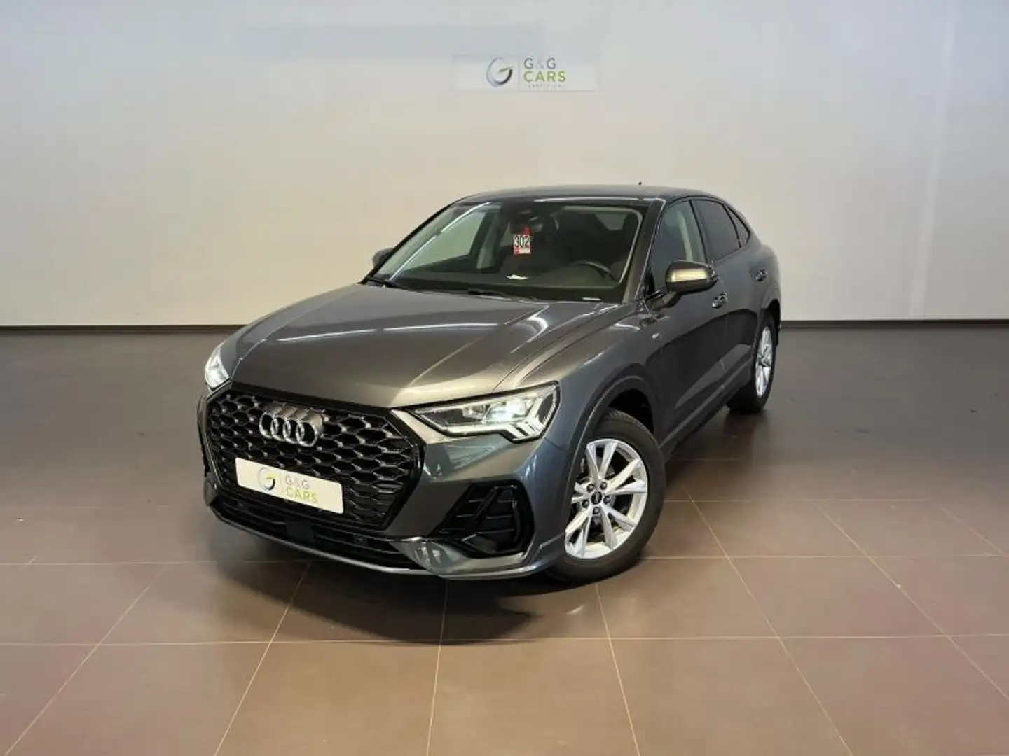 Audi Q3 Sportback S line Grau - 1