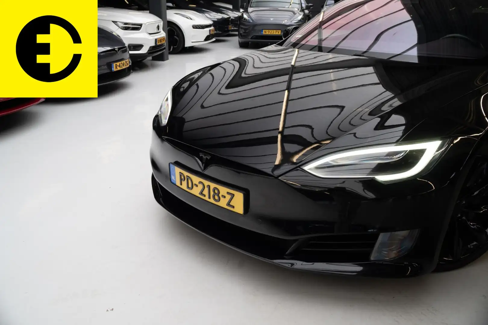 Tesla Model S 75D Base | Free supercharging* |87,3% Soh | CCS up Schwarz - 2