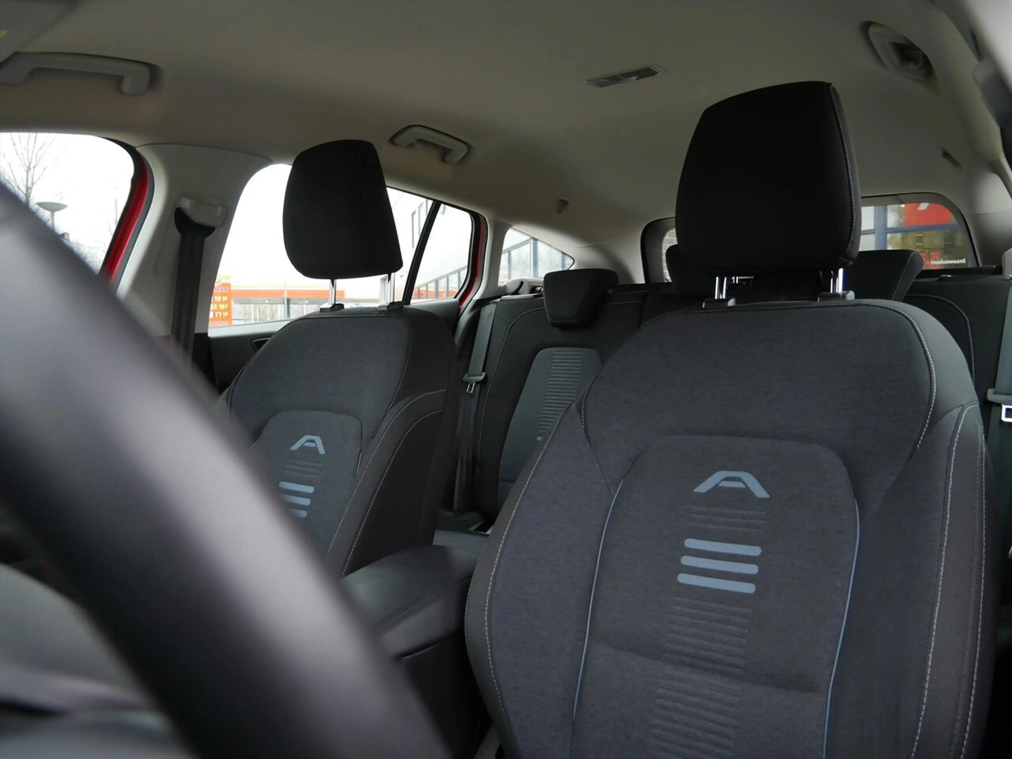 Ford Focus Wagon 1.0 EcoBoost Hybrid Active — photo 8
