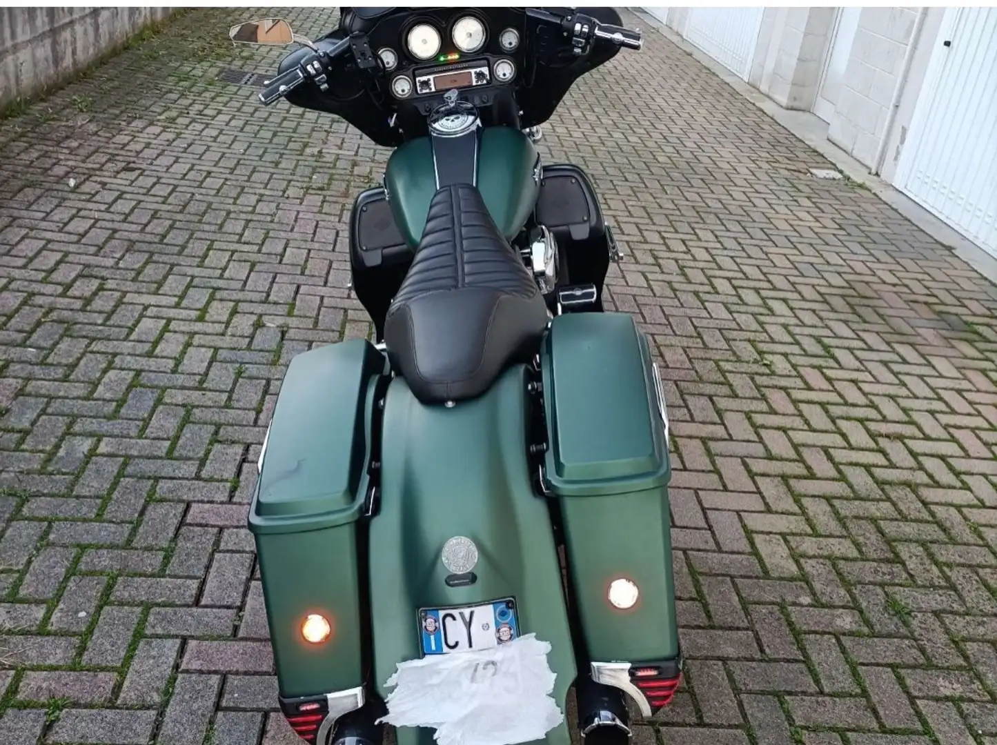Harley-Davidson Electra Glide Verde - 2