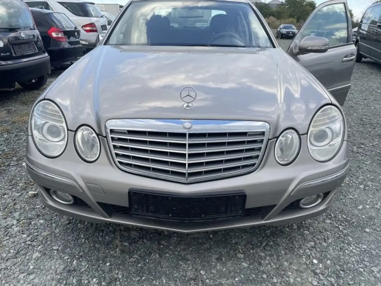 Mercedes-Benz E 280