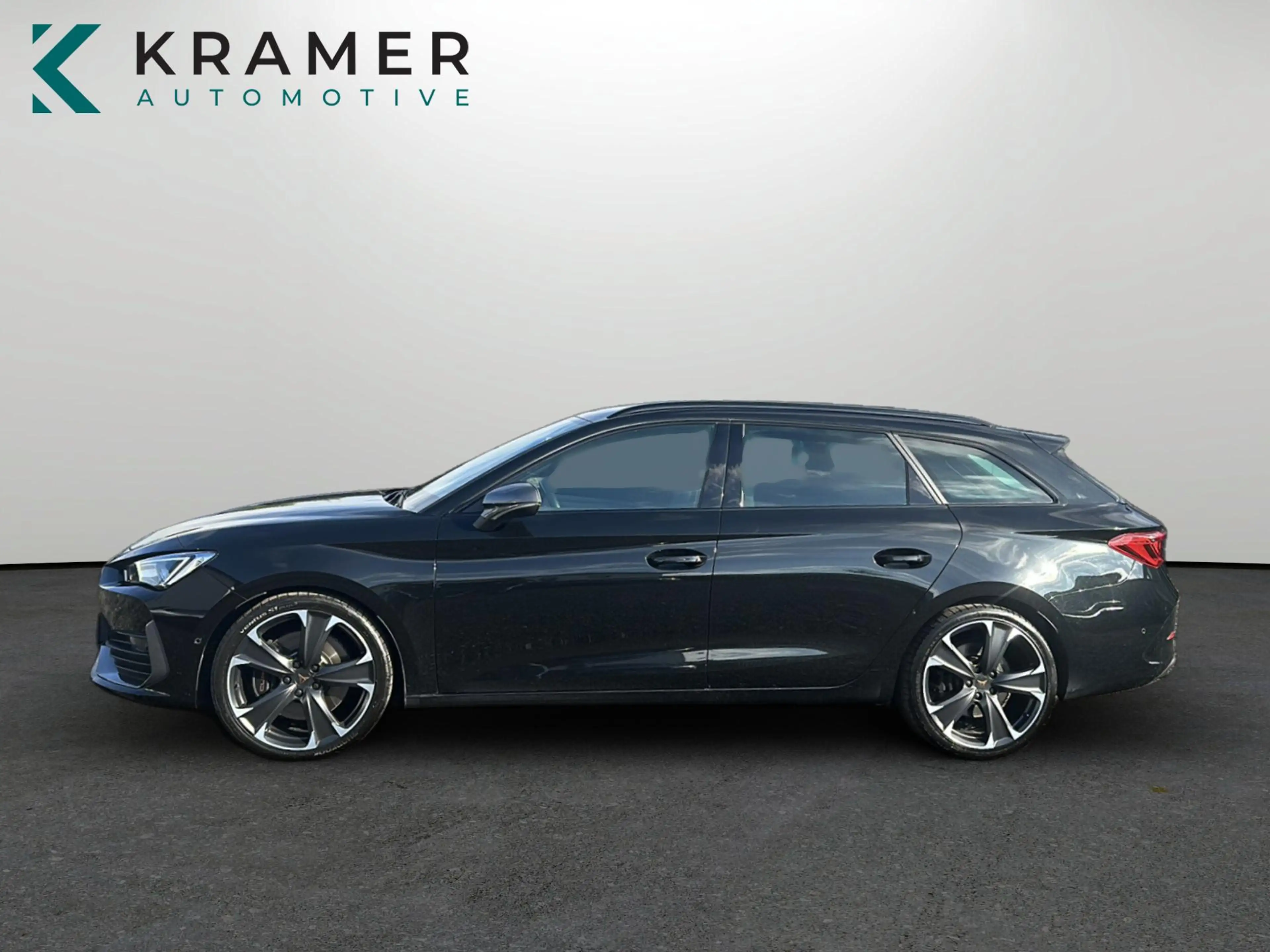 CUPRA Leon 2.0TSI VZ 4Dri ACC+DCC+LED+VIRTU+KAMERA+19 — photo 3