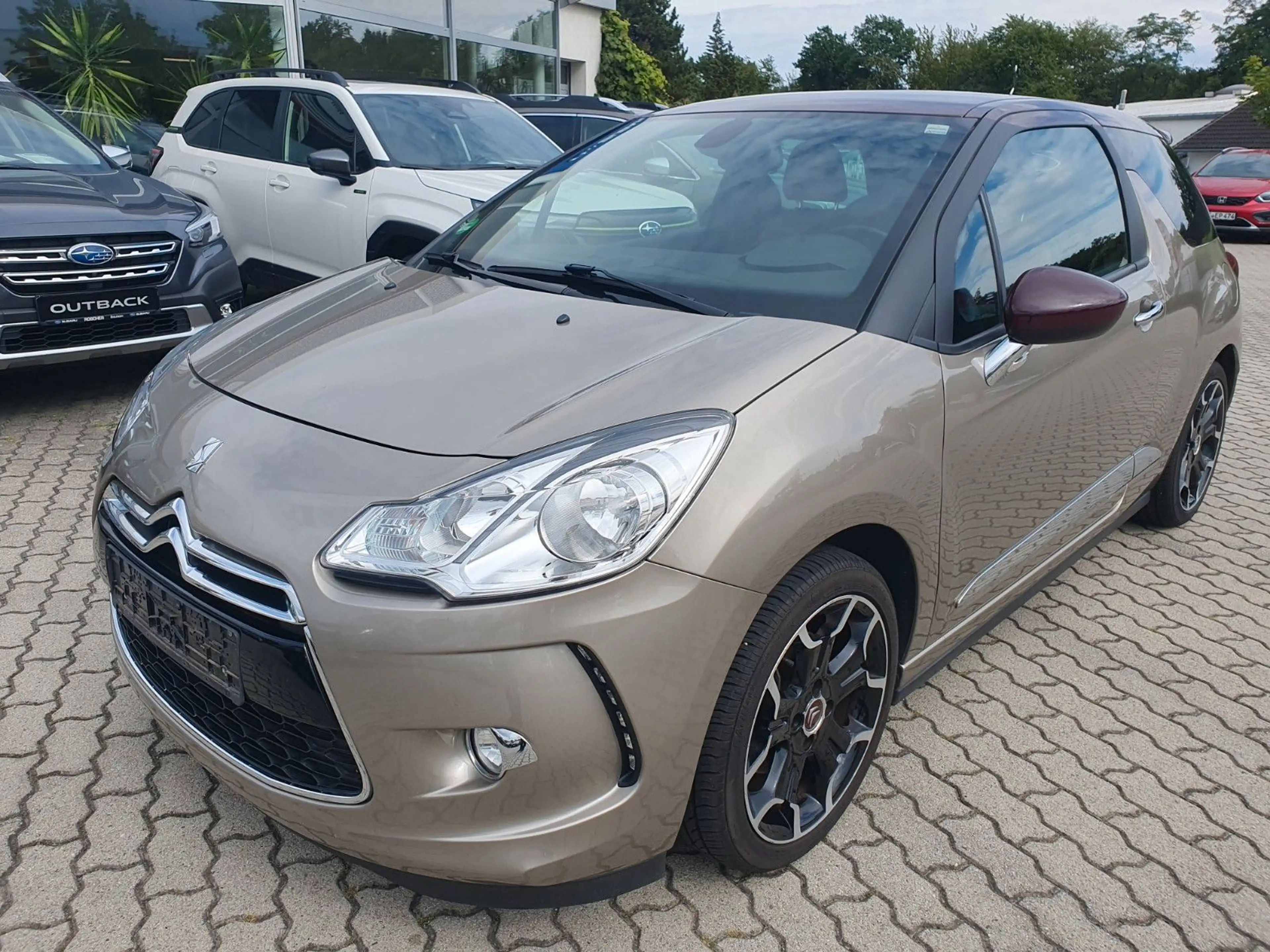 Citroen DS3 SportChic 1,6T 56TKM, Leder — photo 5