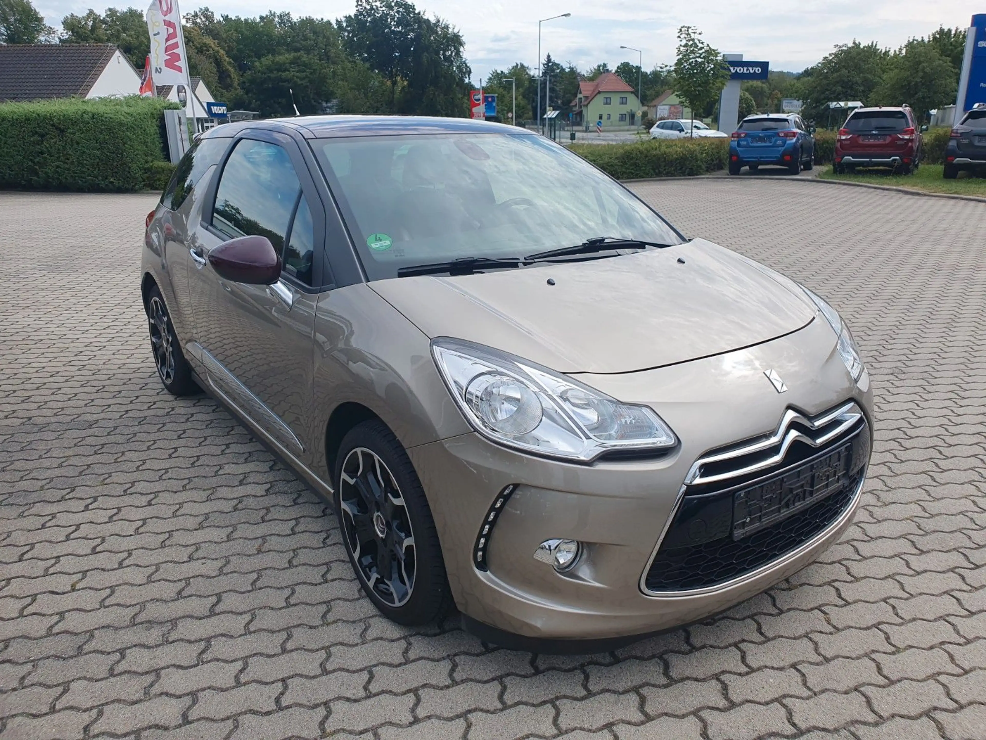 Citroen DS3 SportChic 1,6T 56TKM, Leder — photo 8