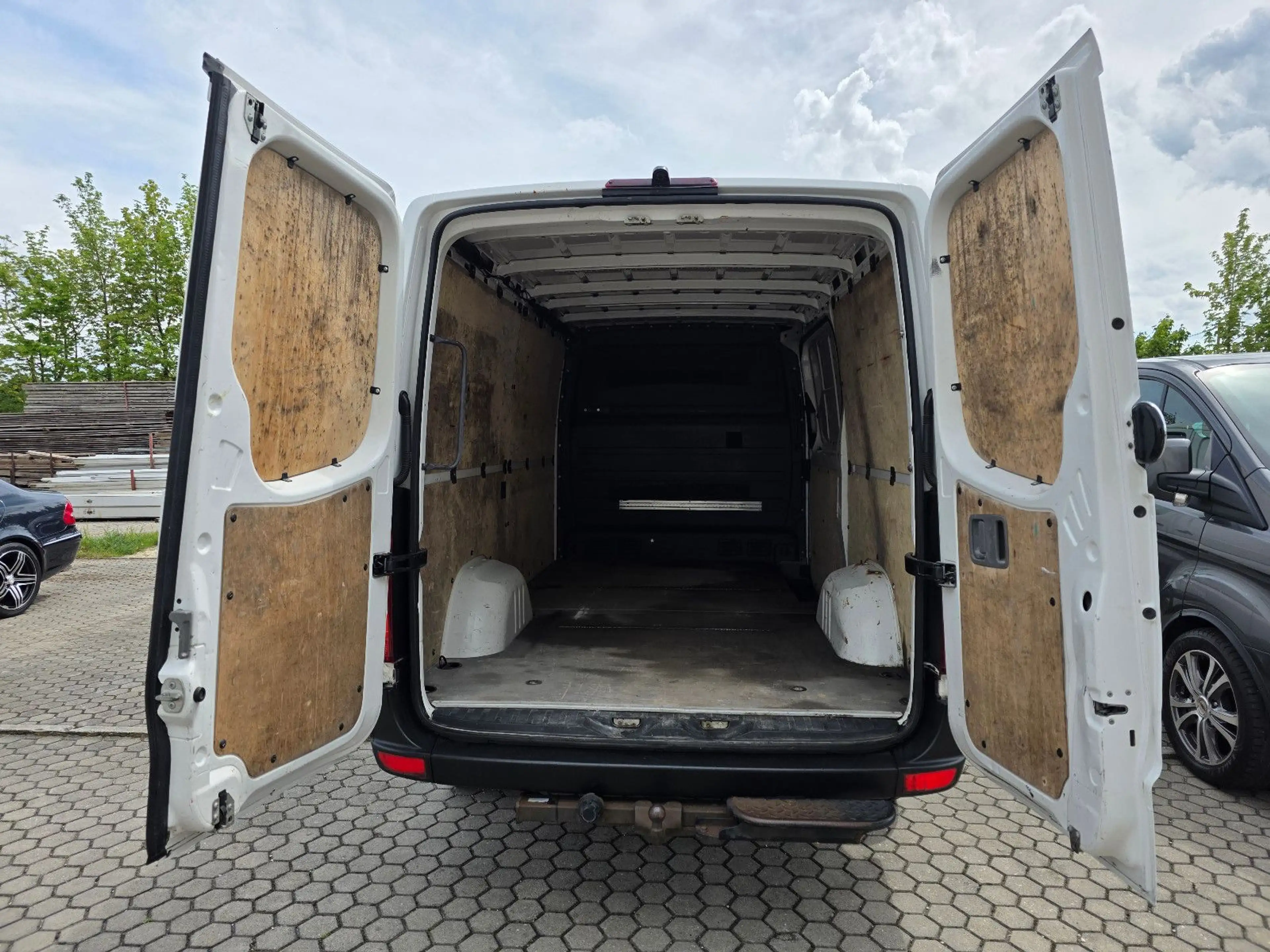 Volkswagen Crafter Kasten 35 mittel L2H1 / TÜV NEU — photo 5