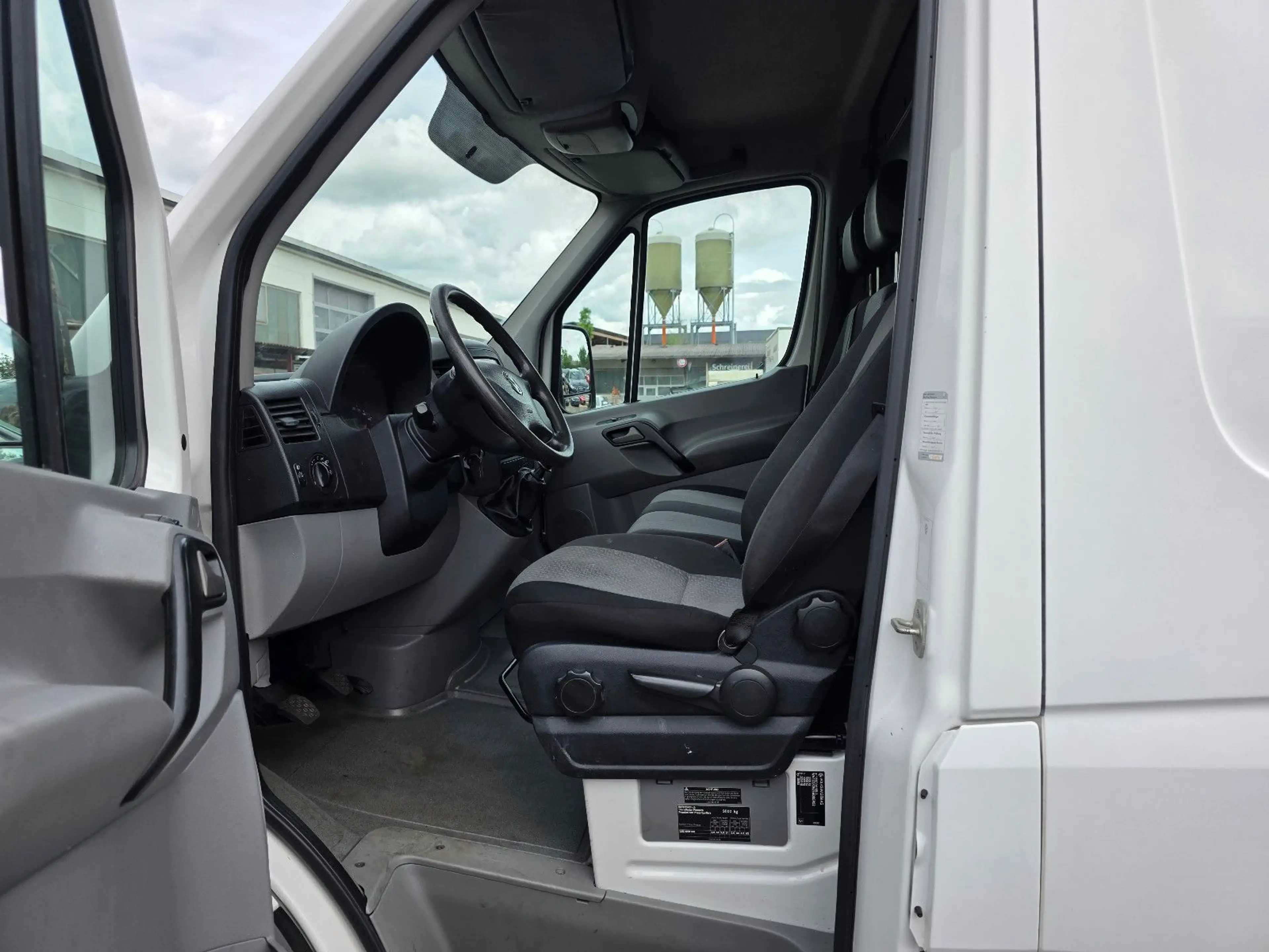 Volkswagen Crafter Kasten 35 mittel L2H1 / TÜV NEU — photo 15
