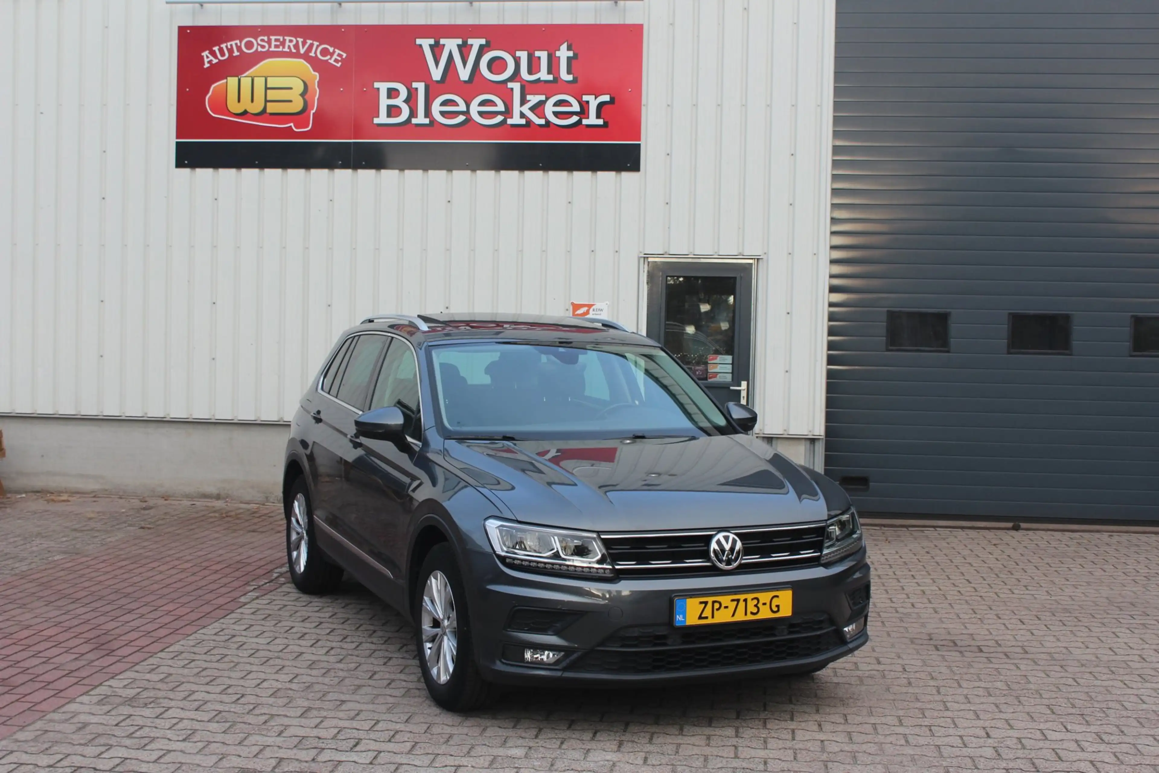 Volkswagen Tiguan 1.5 TSI Comfortline Business LED/PANO/STOELVERW — photo 2