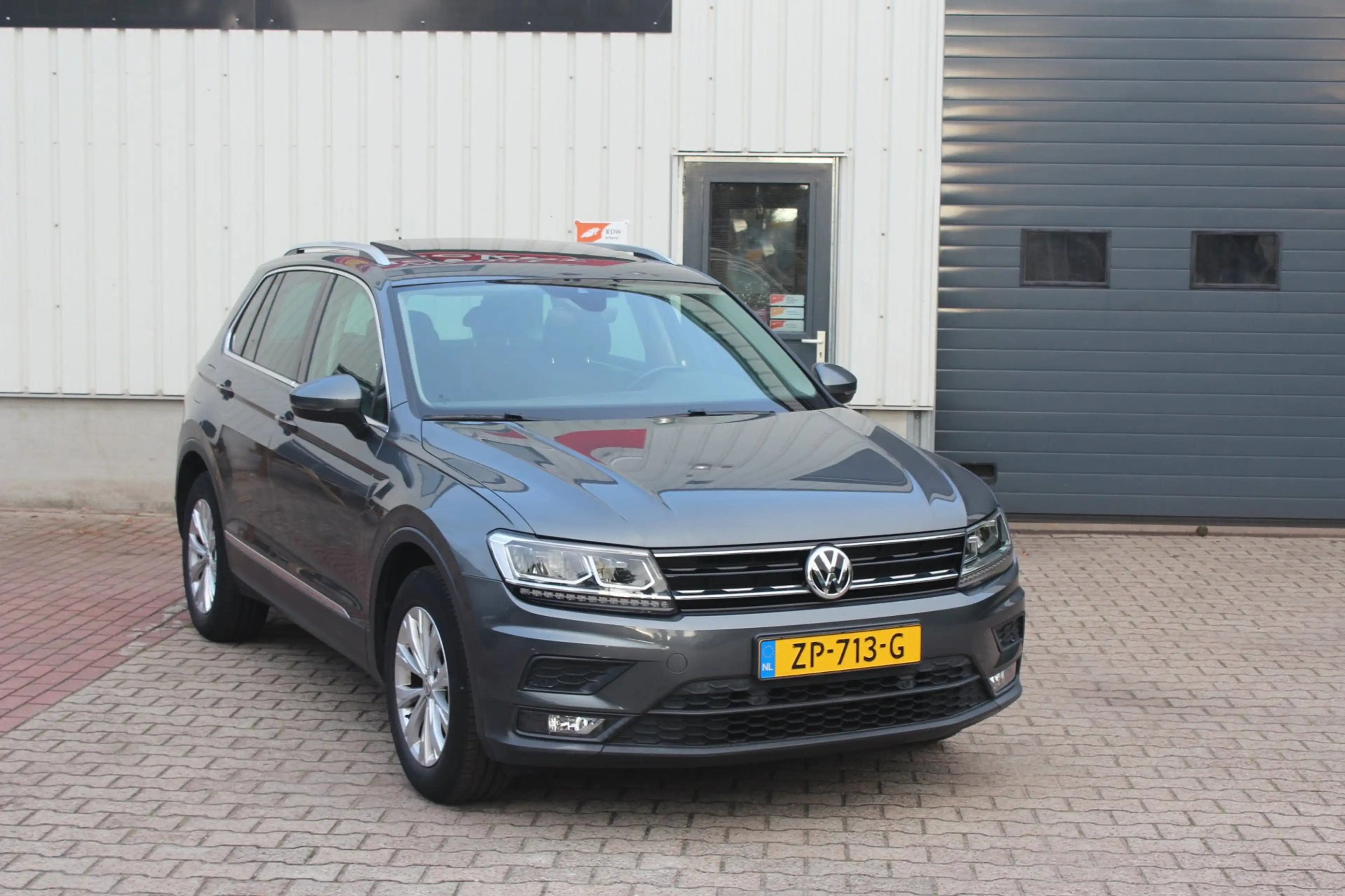 Volkswagen Tiguan 1.5 TSI Comfortline Business LED/PANO/STOELVERW — photo 3
