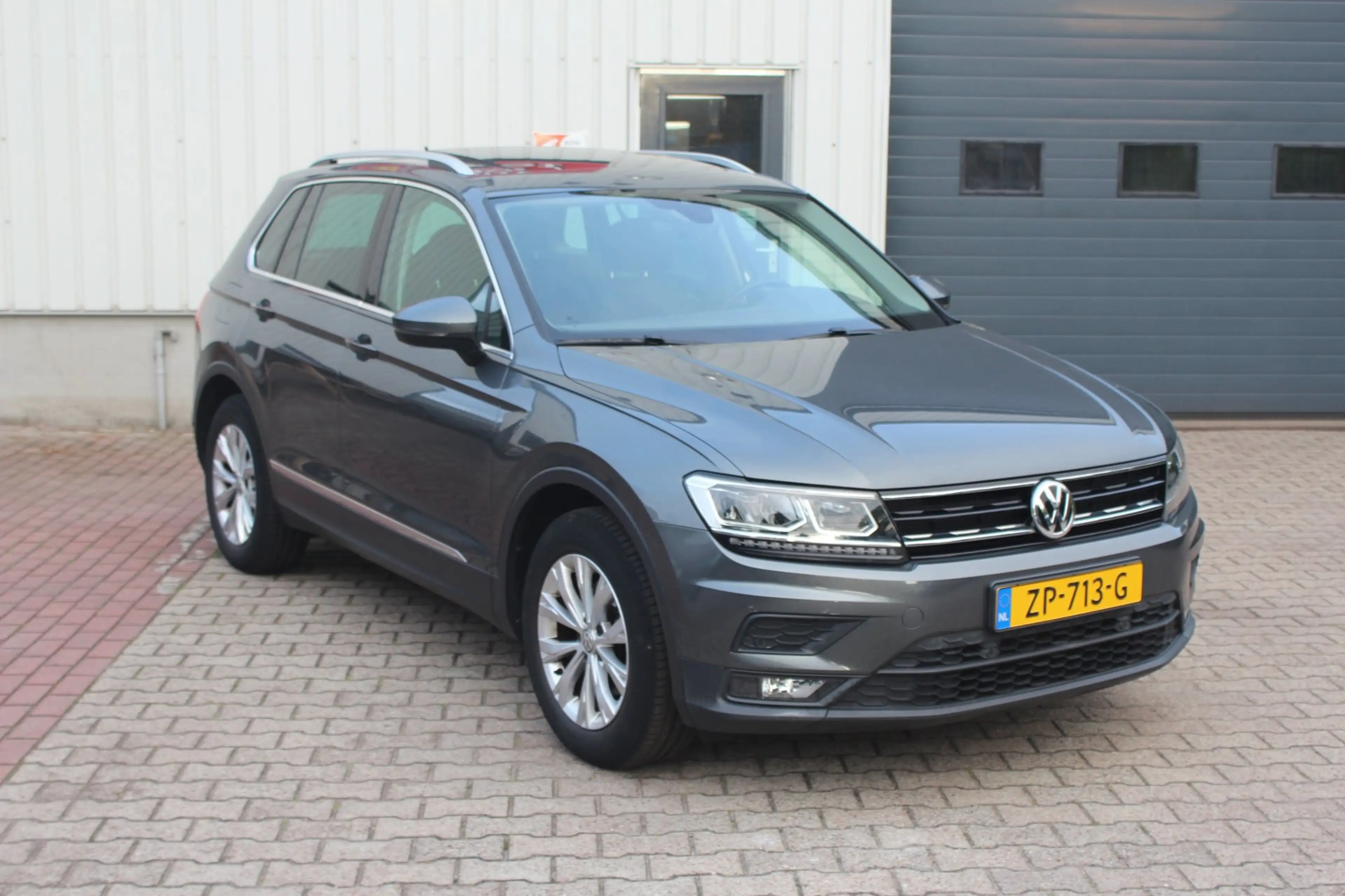 Volkswagen Tiguan 1.5 TSI Comfortline Business LED/PANO/STOELVERW — photo 5