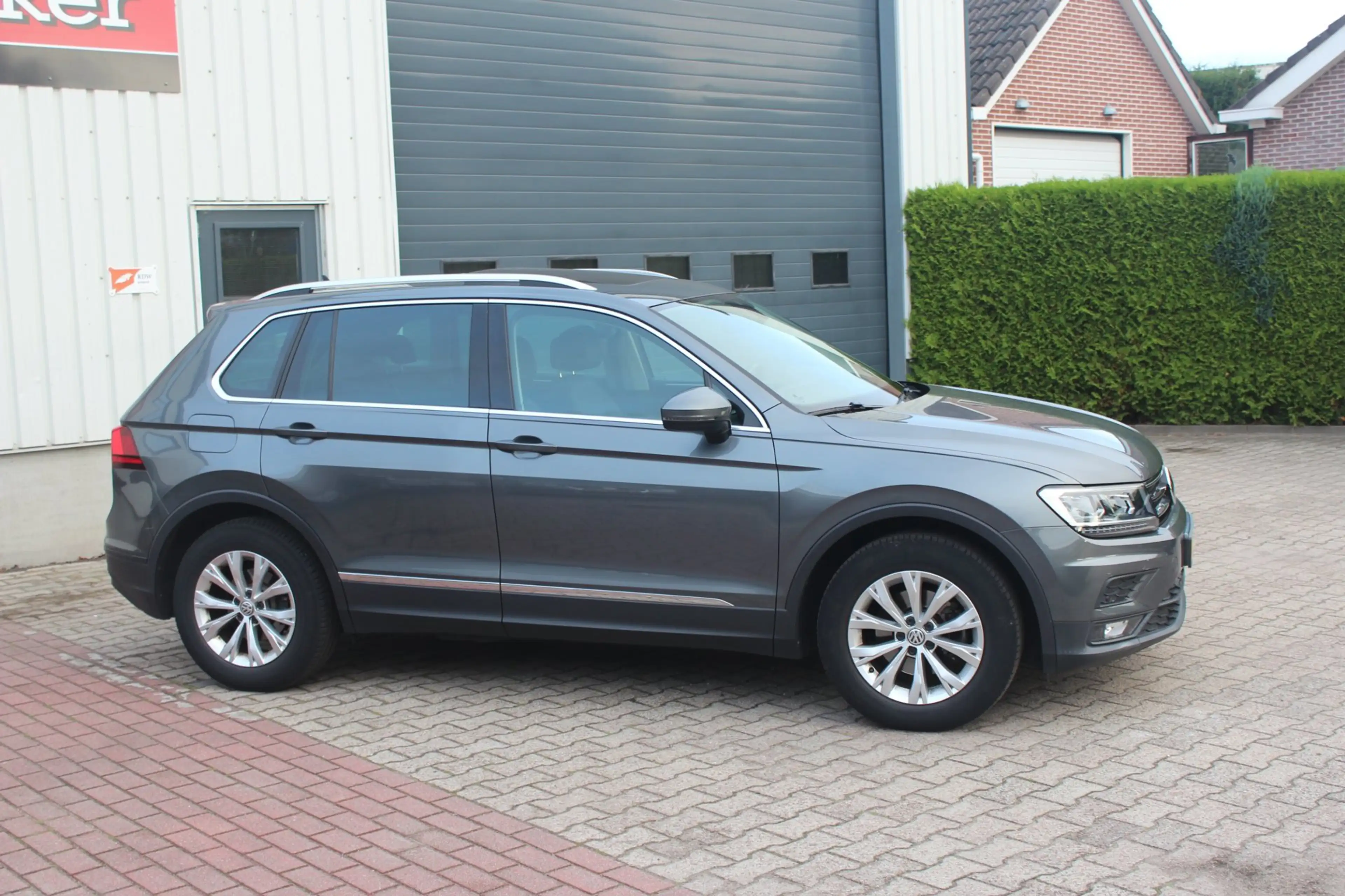 Volkswagen Tiguan 1.5 TSI Comfortline Business LED/PANO/STOELVERW — photo 6