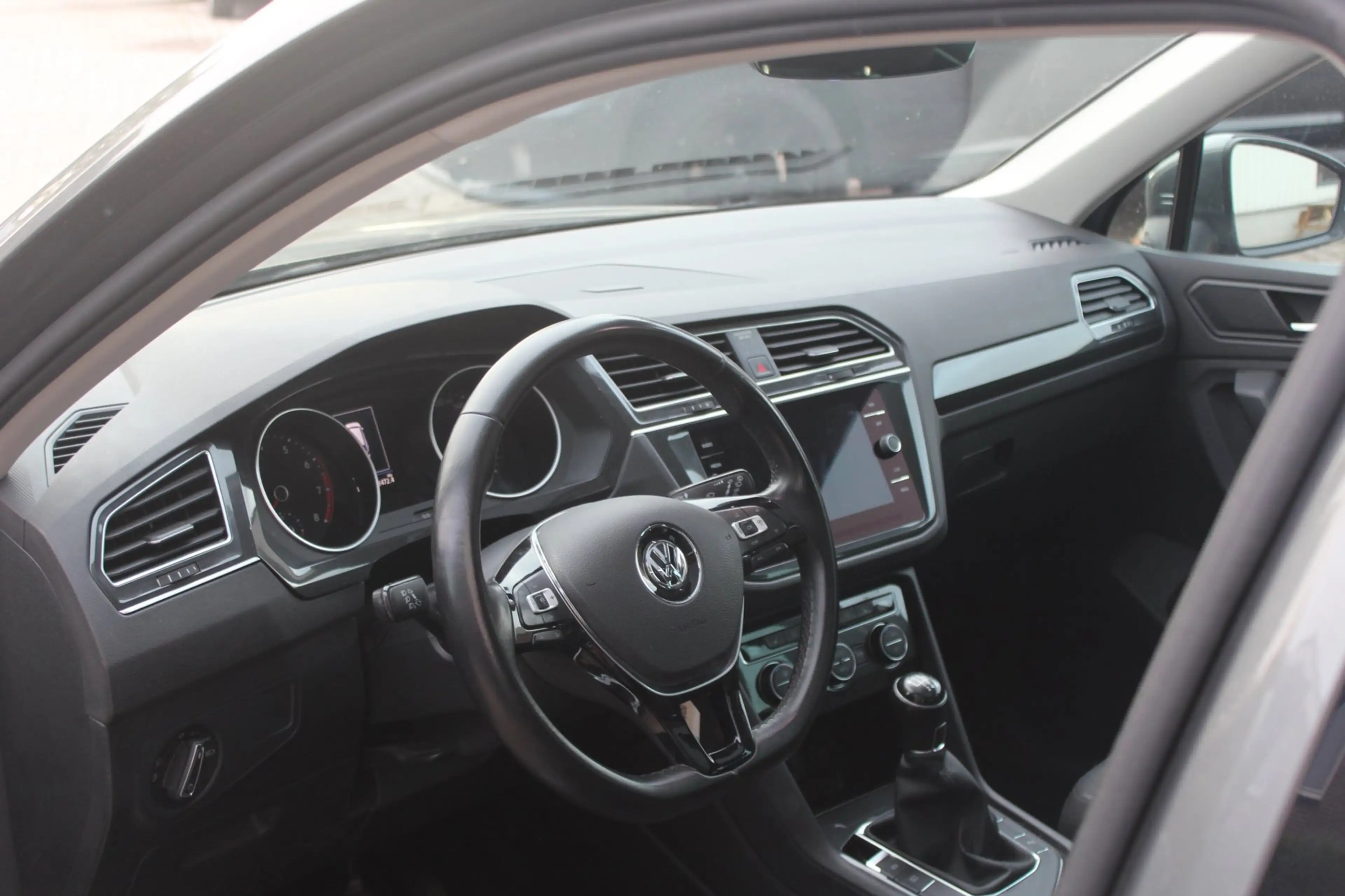 Volkswagen Tiguan 1.5 TSI Comfortline Business LED/PANO/STOELVERW — photo 15