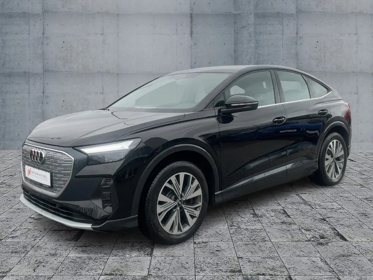 Audi Q4 e-tron 40 ADVANCED LED+NAV+PDC+PANO Schwarz - 2