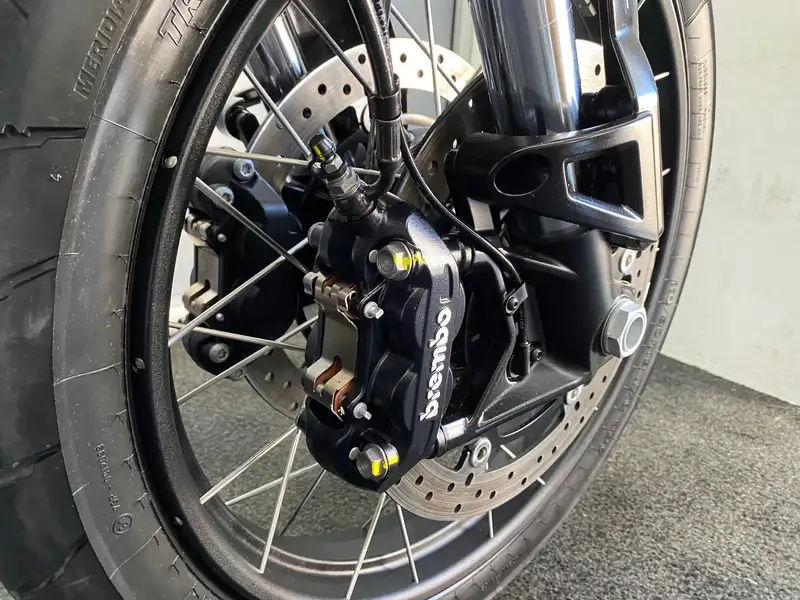 Moto Guzzi V 85 TT - foto 5