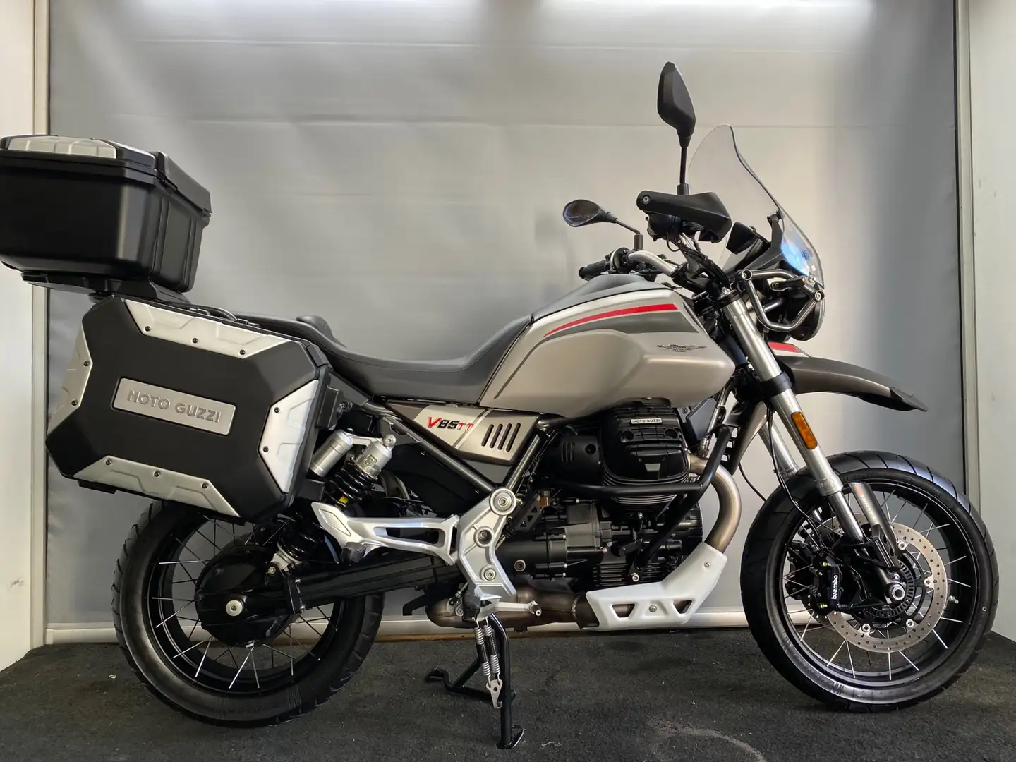 Moto Guzzi V 85 TT MOTO GUZZI V85TT TRAVEL *** garantie *** - 1
