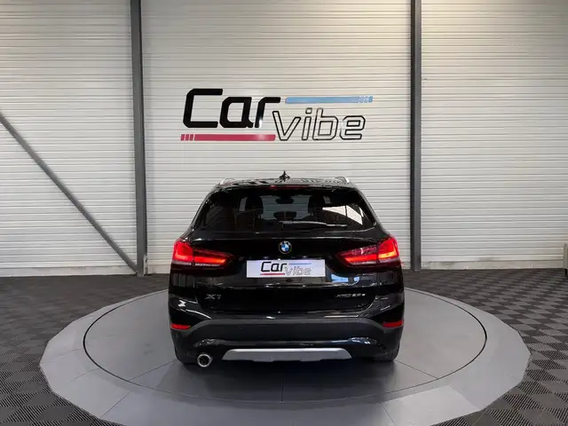 BMW X1 view 5
