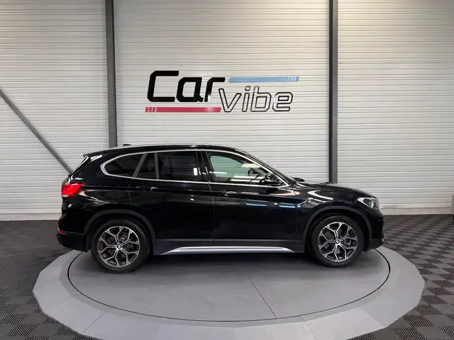 BMW X1 view 3