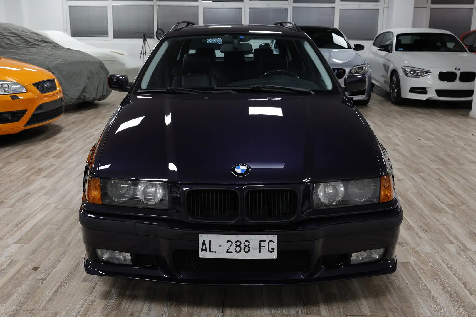 BMW 320 320i Touring MADEIRA VIOLET (302) Lilla - 2