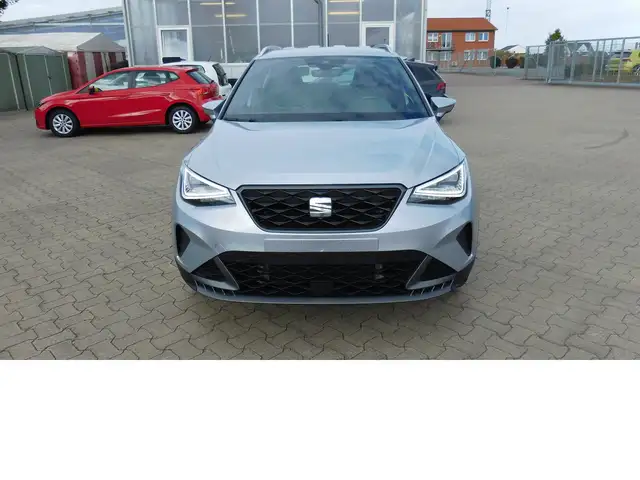 Seat Arona view 3