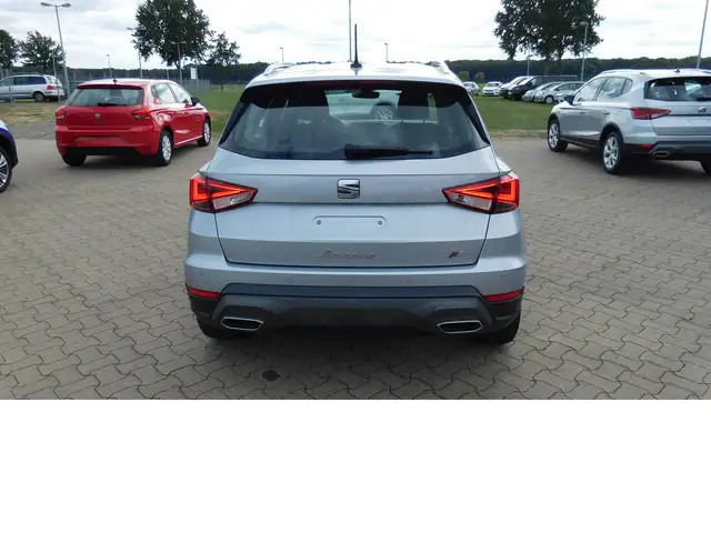 Seat Arona view 4