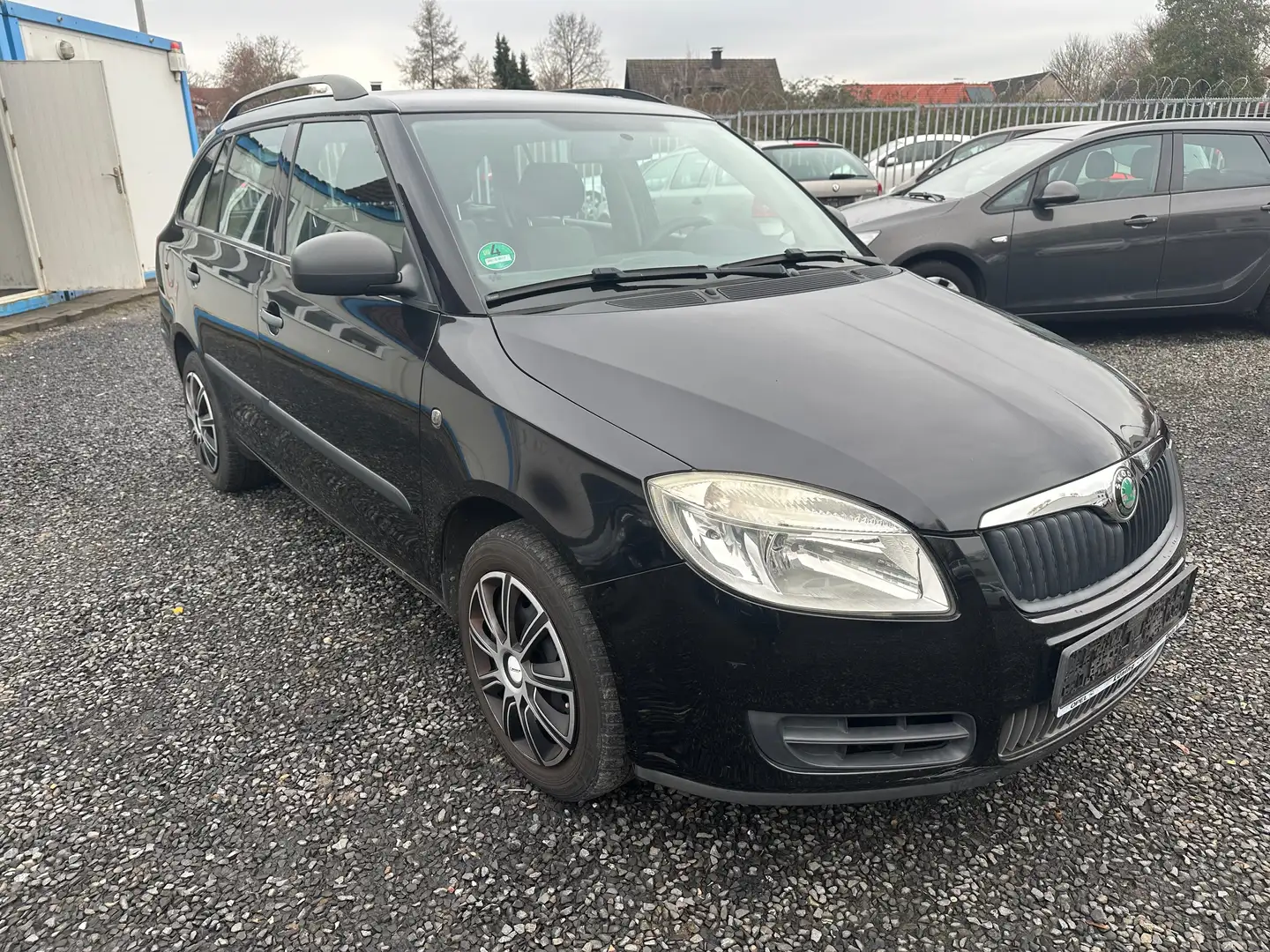 Skoda Fabia 1.4 Cool Edition Noir - 1