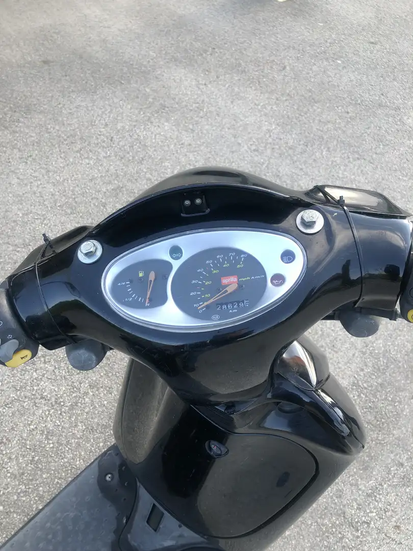 Aprilia Scarabeo 4 tempi Černá - 1