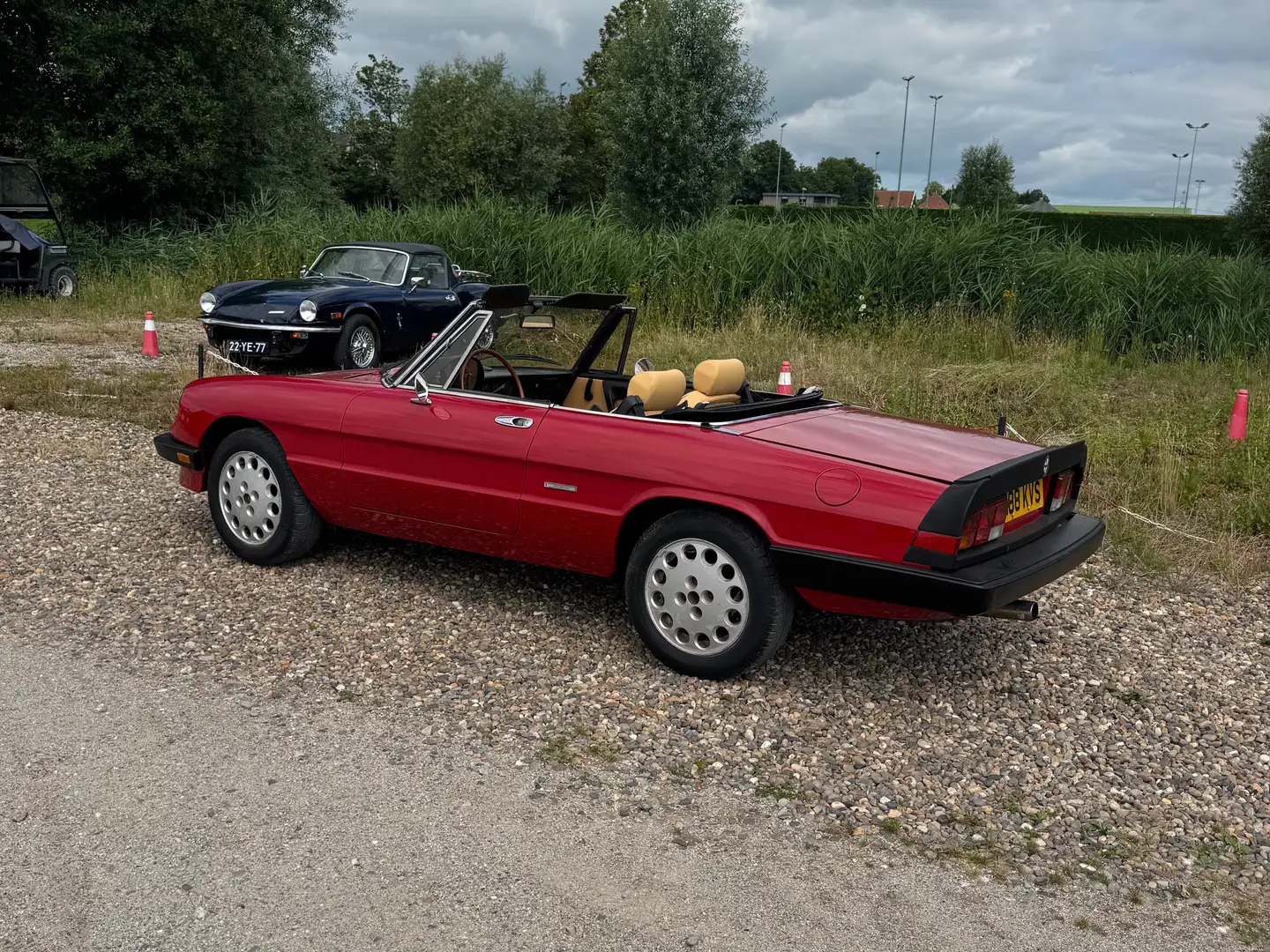 Alfa Romeo Spider Veloce Rojo - 2