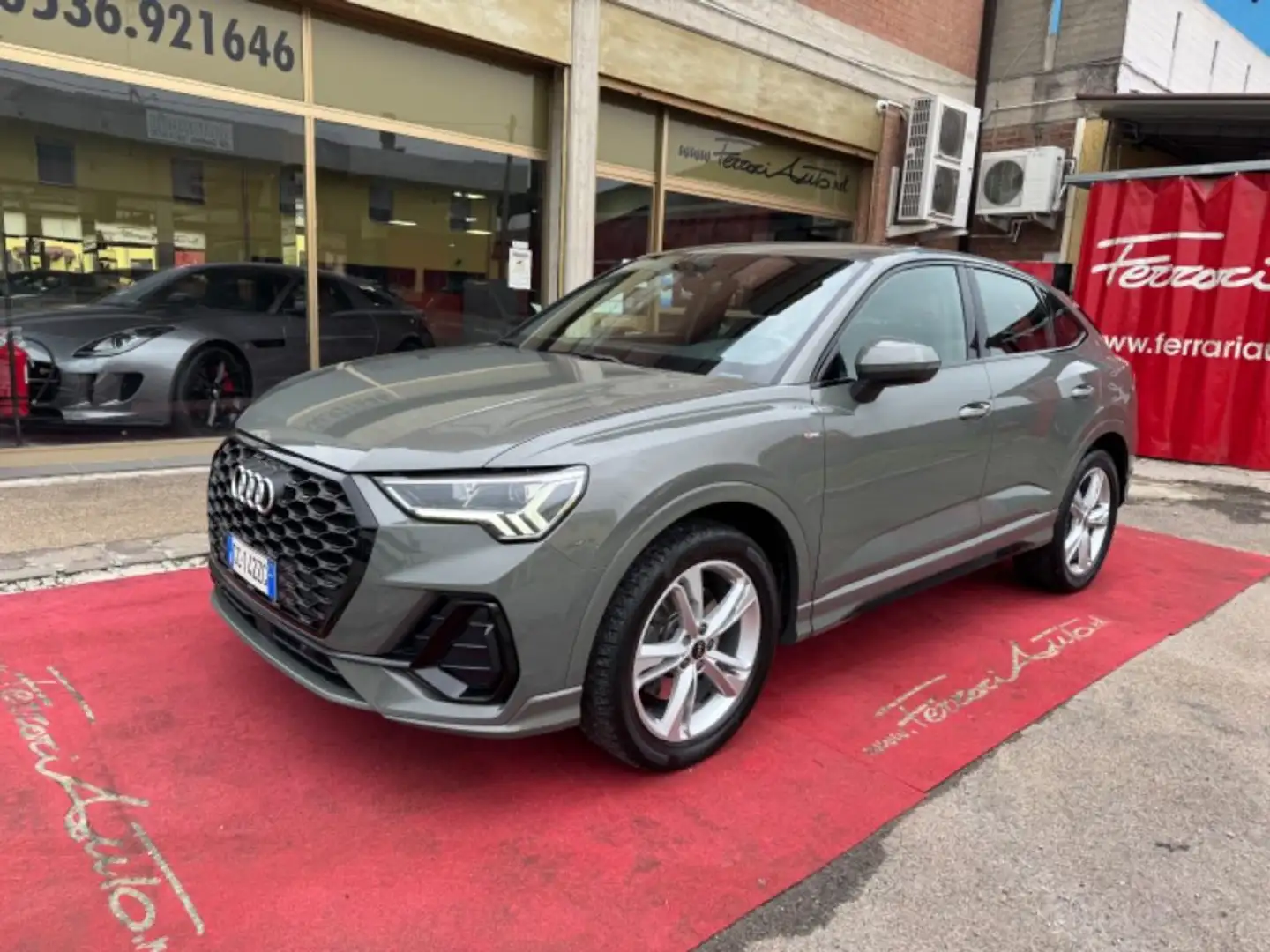 Audi Q3 SPB SPORTBACK 40 TDI quattro S tronic S line Gris - 1